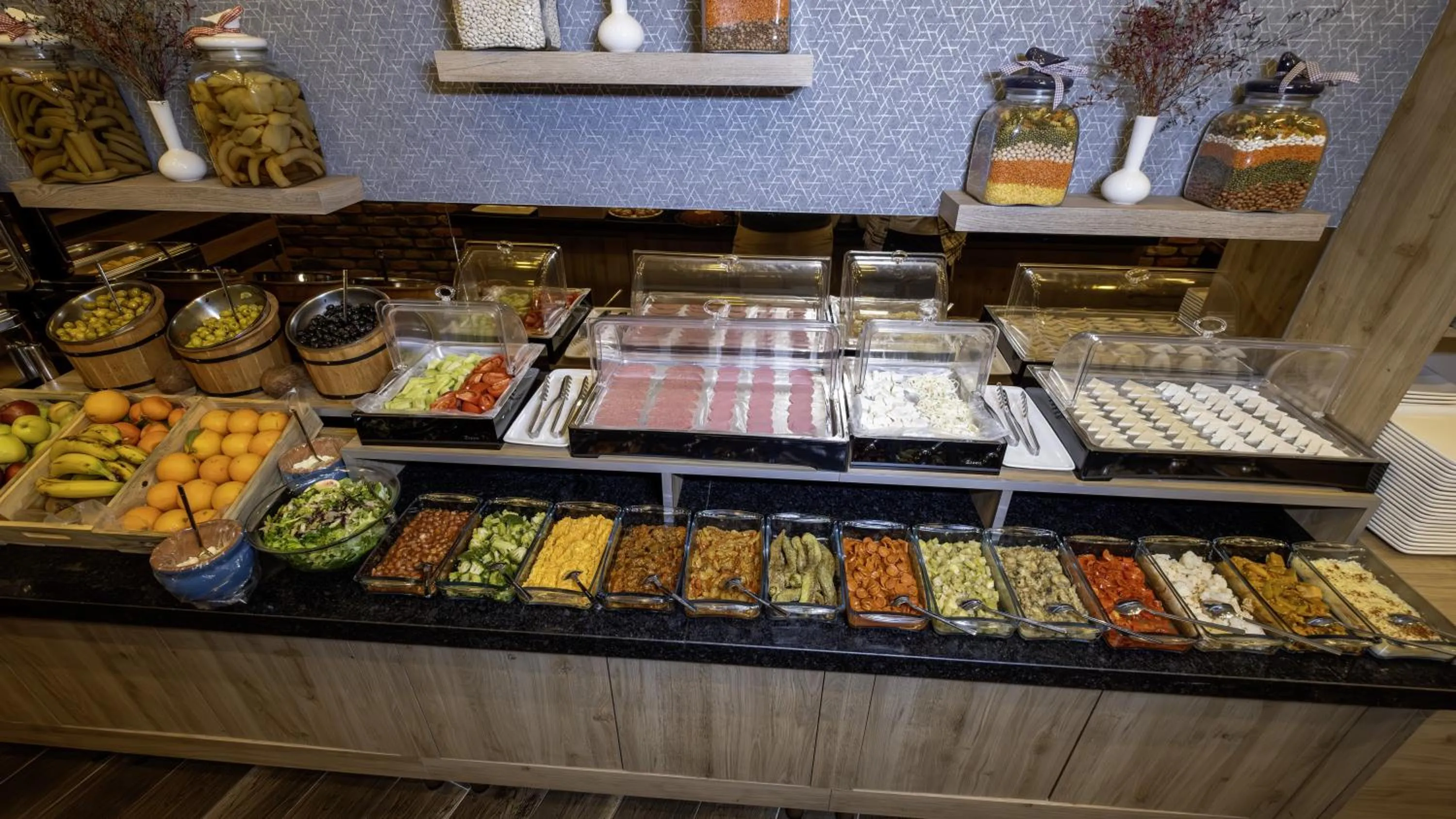 Food and drinks in Mai İnci Otel