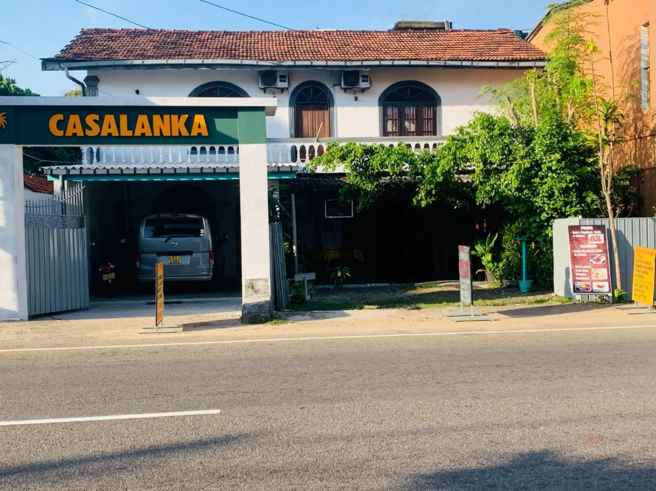 Facade/entrance in Casalanka Hotel