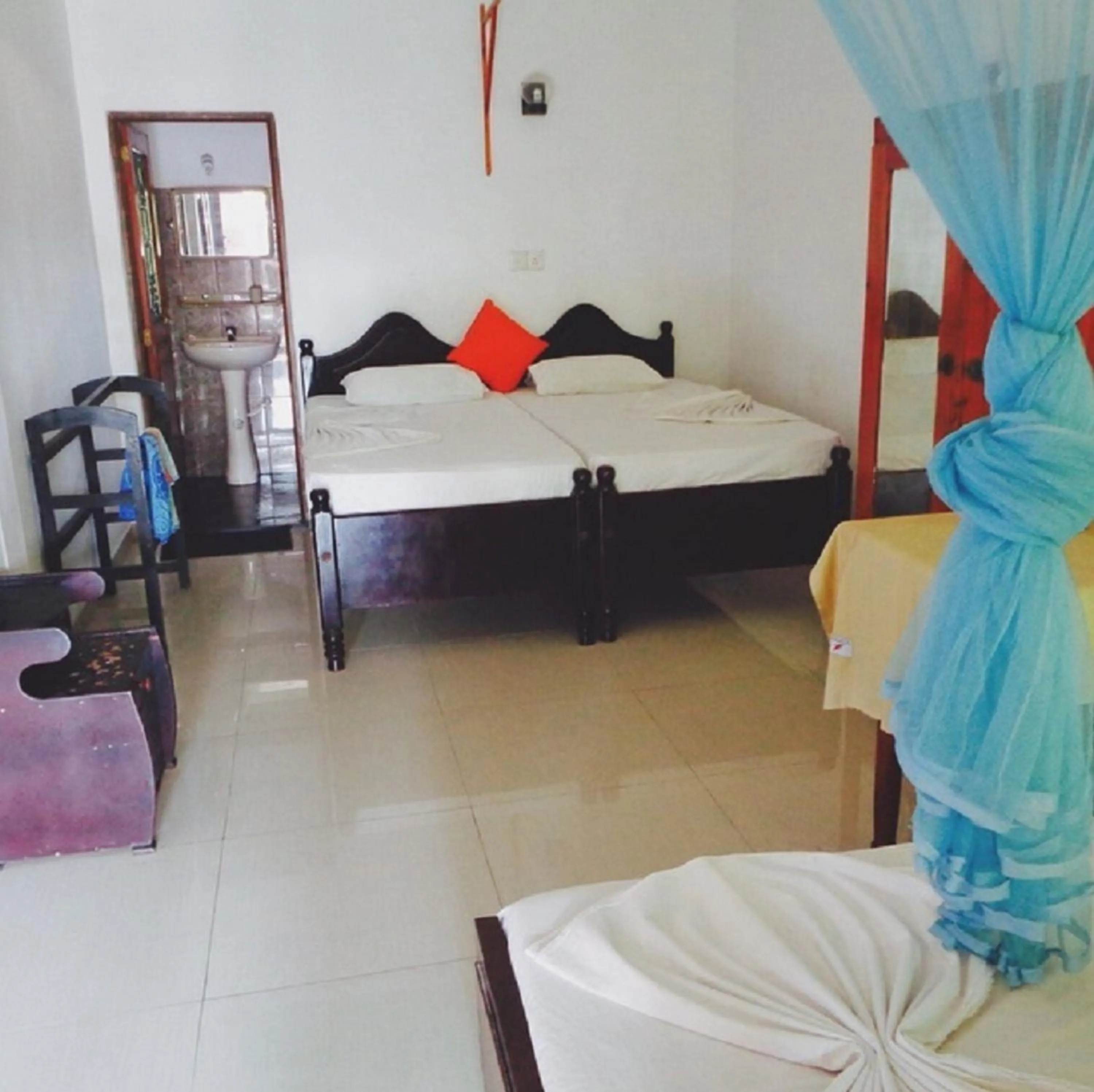 bunk bed, Bed in Casalanka Hotel