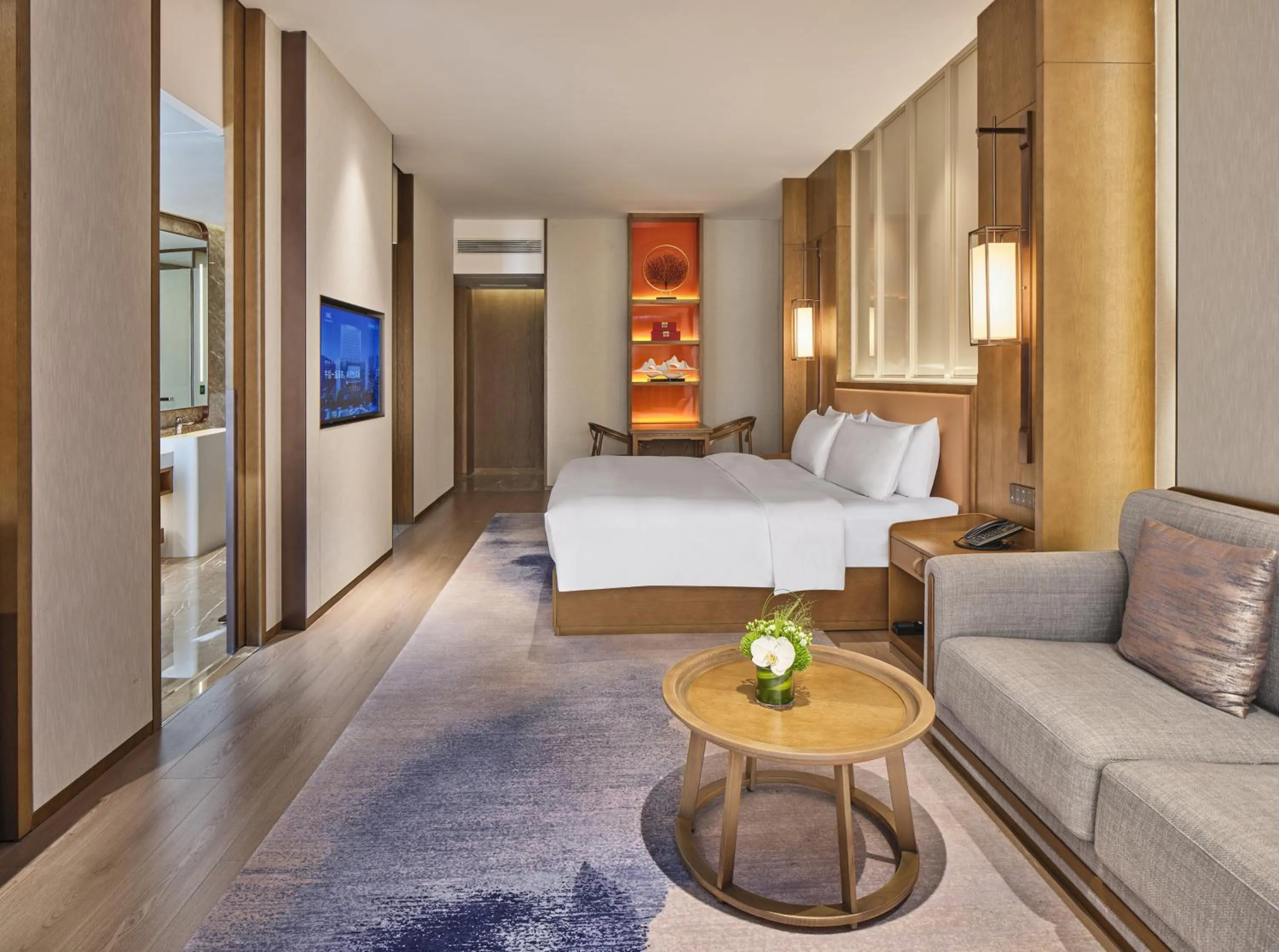 Bed in Crowne Plaza Chengdu Wuhou by IHG