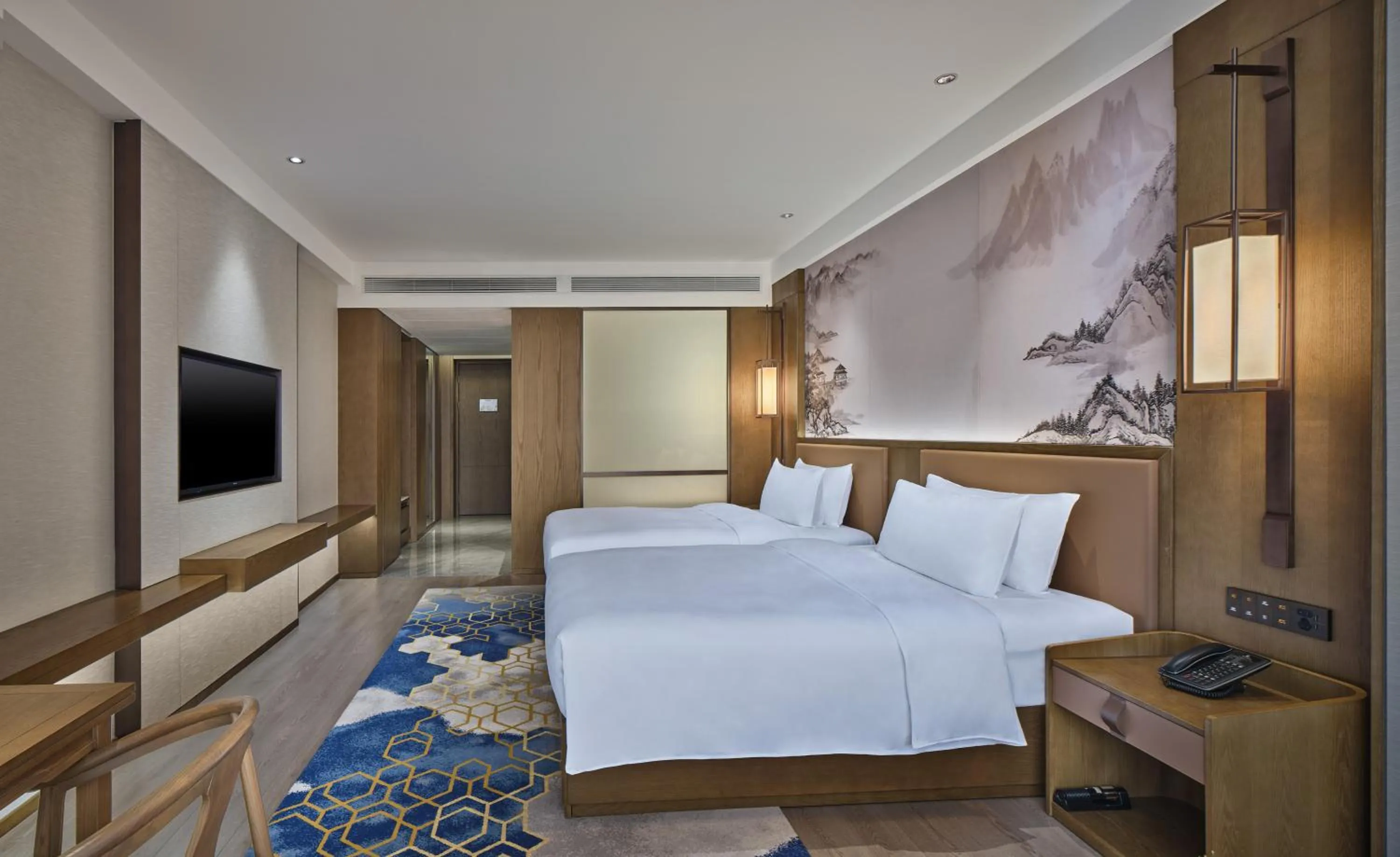 Bed in Crowne Plaza Chengdu Wuhou by IHG