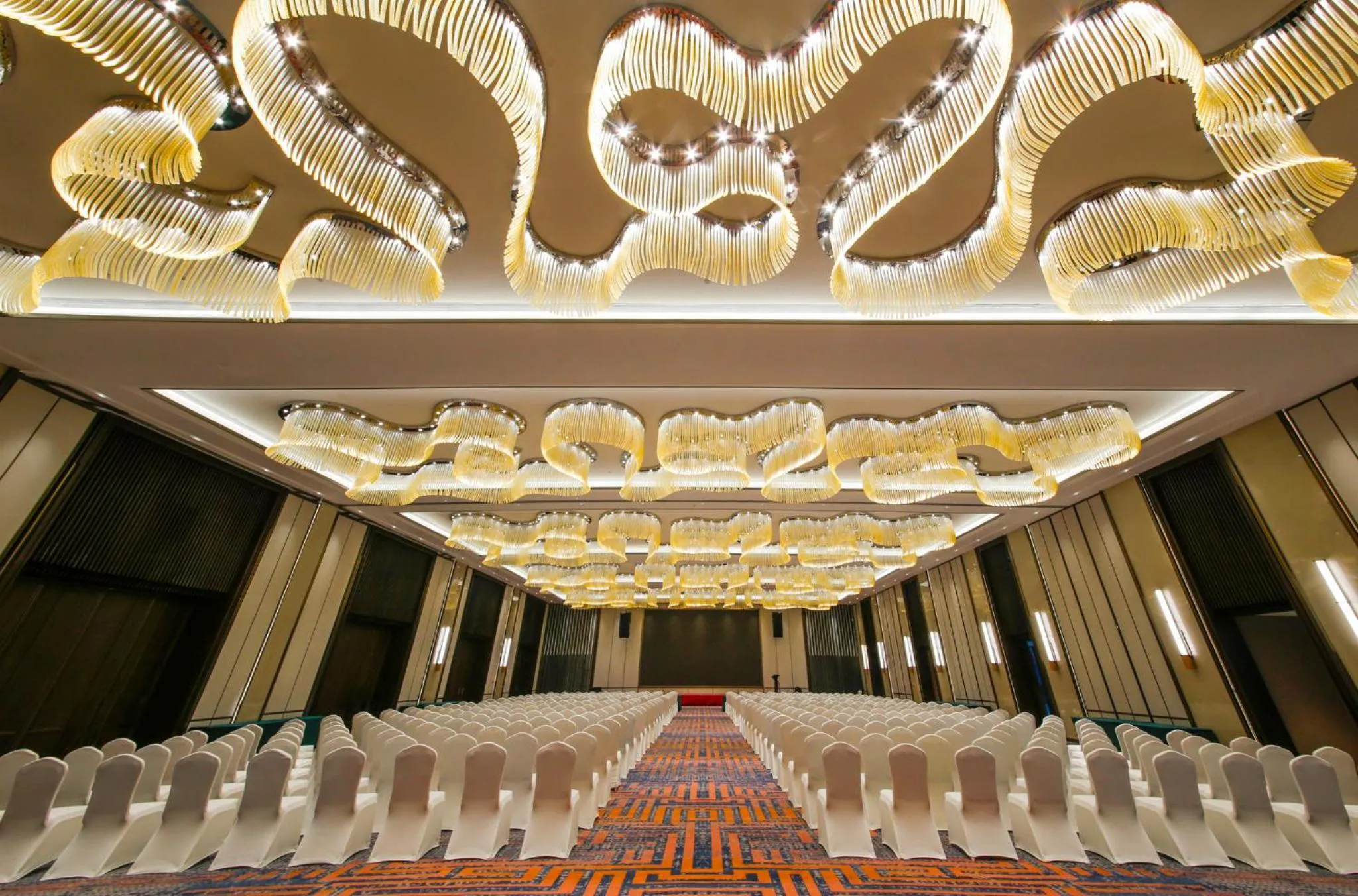 Meeting/conference room in Crowne Plaza Chengdu Wuhou by IHG