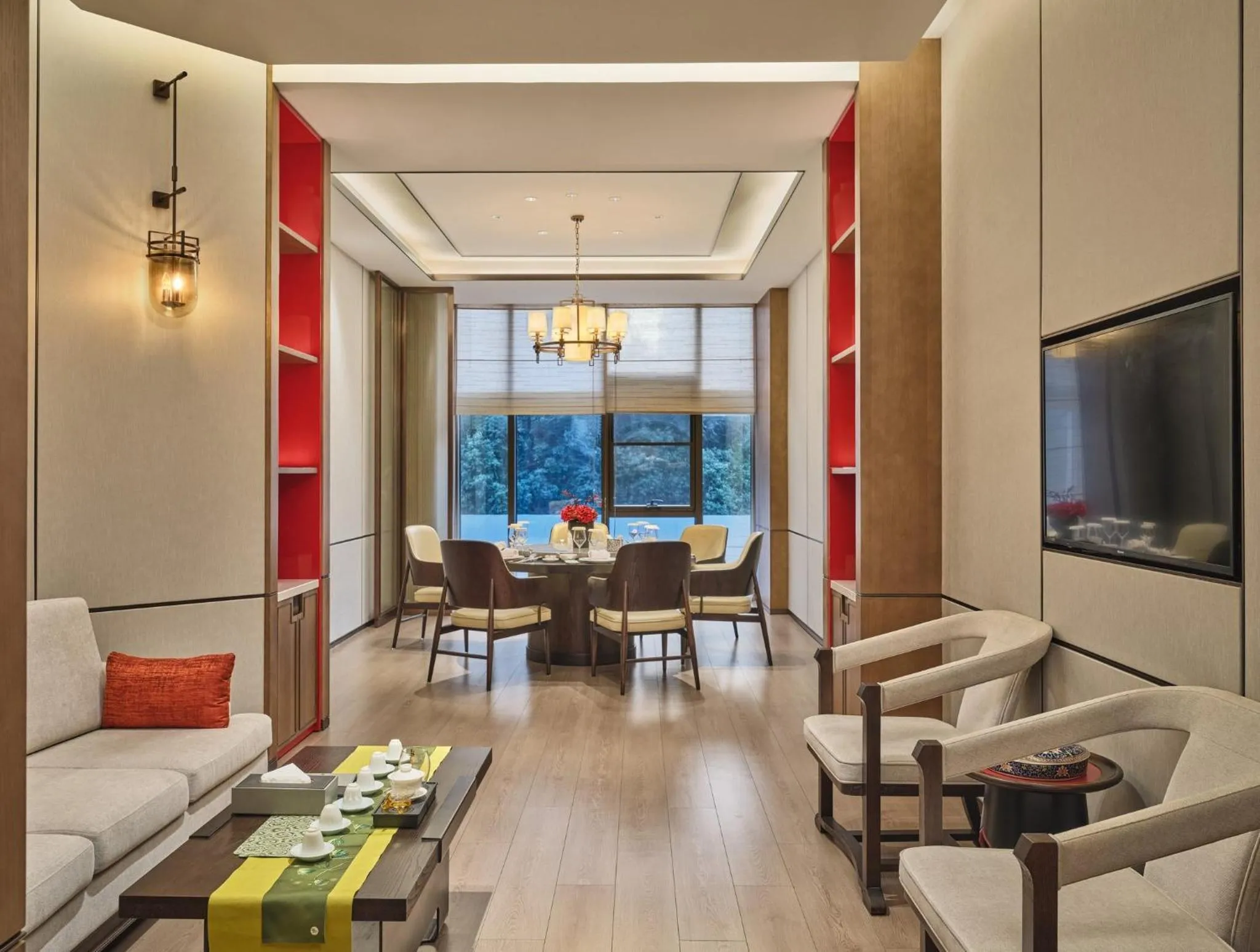 Restaurant/places to eat in Crowne Plaza Chengdu Wuhou by IHG