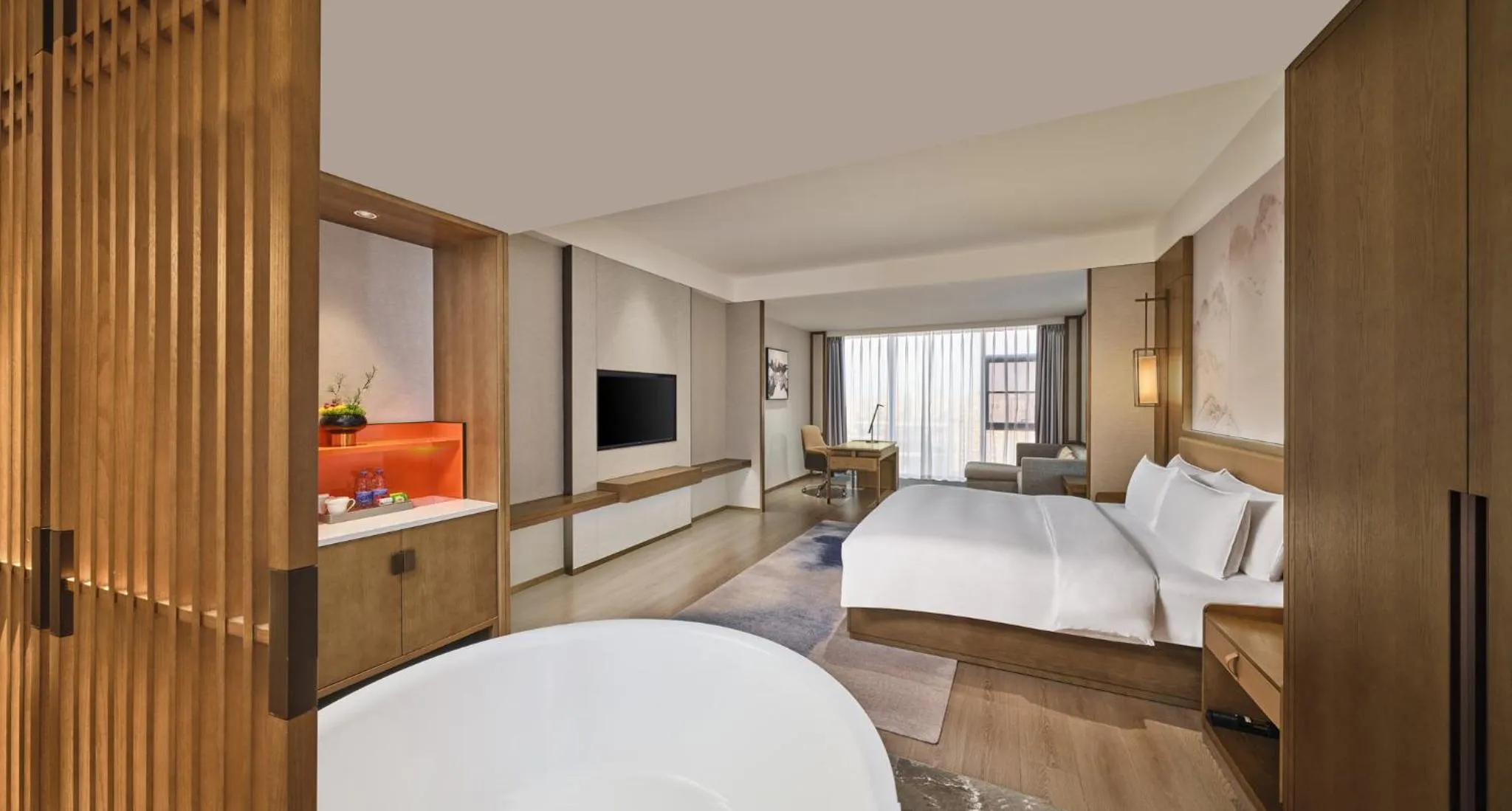Photo of the whole room, Bed in Crowne Plaza Chengdu Wuhou by IHG