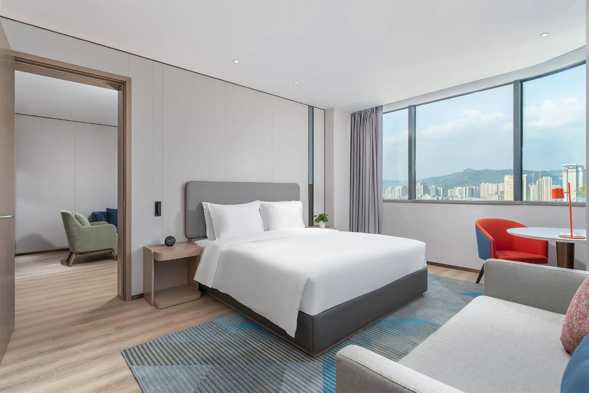Photo of the whole room in Holiday Inn Express Bazhong Center by IHG