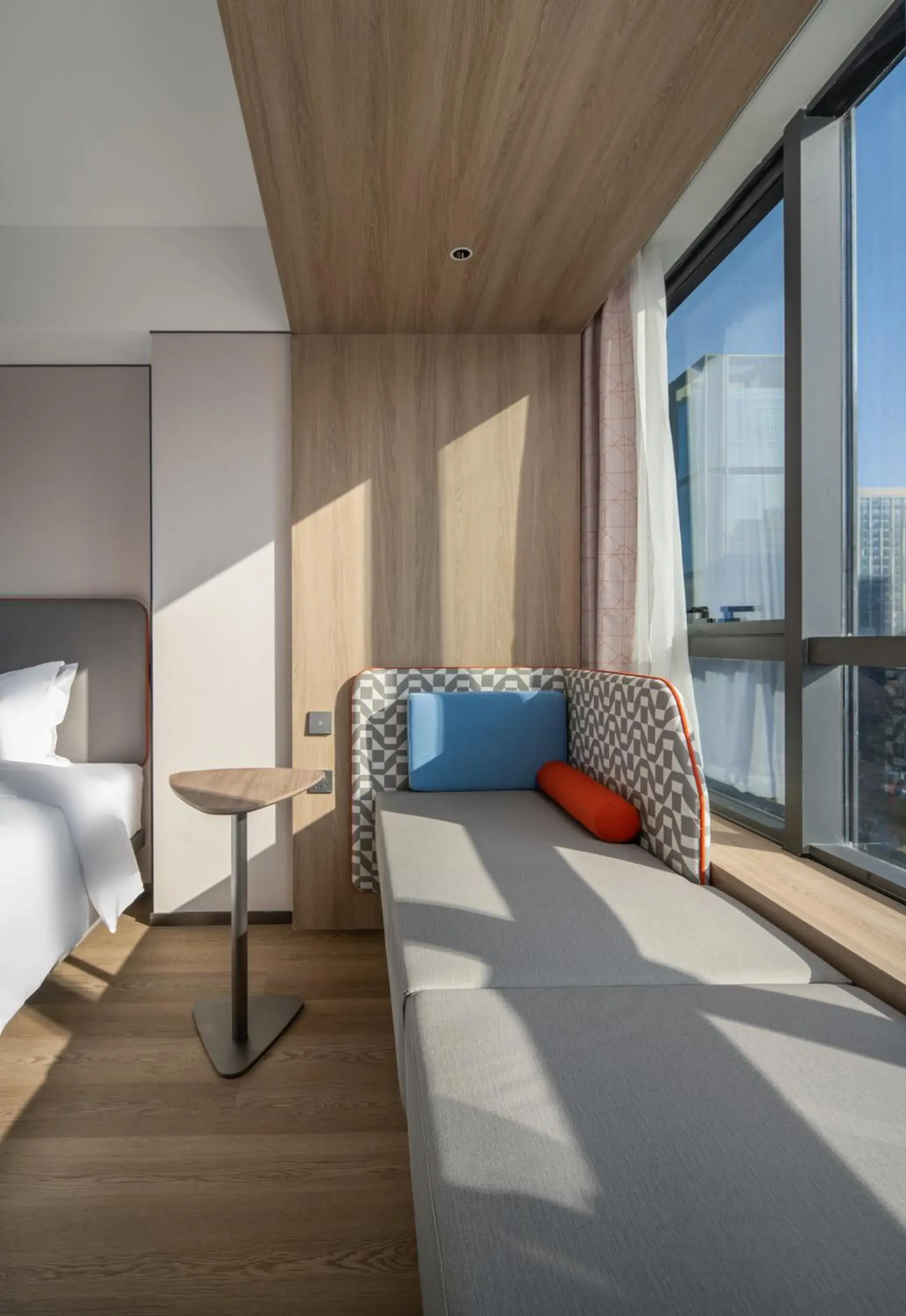 Standard King Room with City View in Holiday Inn Express Xi'an Aerospace Town by IHG Standard King Room with City View in Holiday Inn Express Xi'an Aerospace Town by IHG