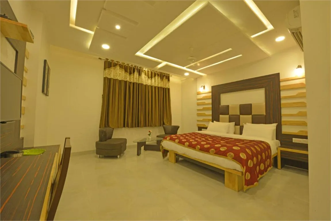 Photo of the whole room, Bed in Hotel JP International