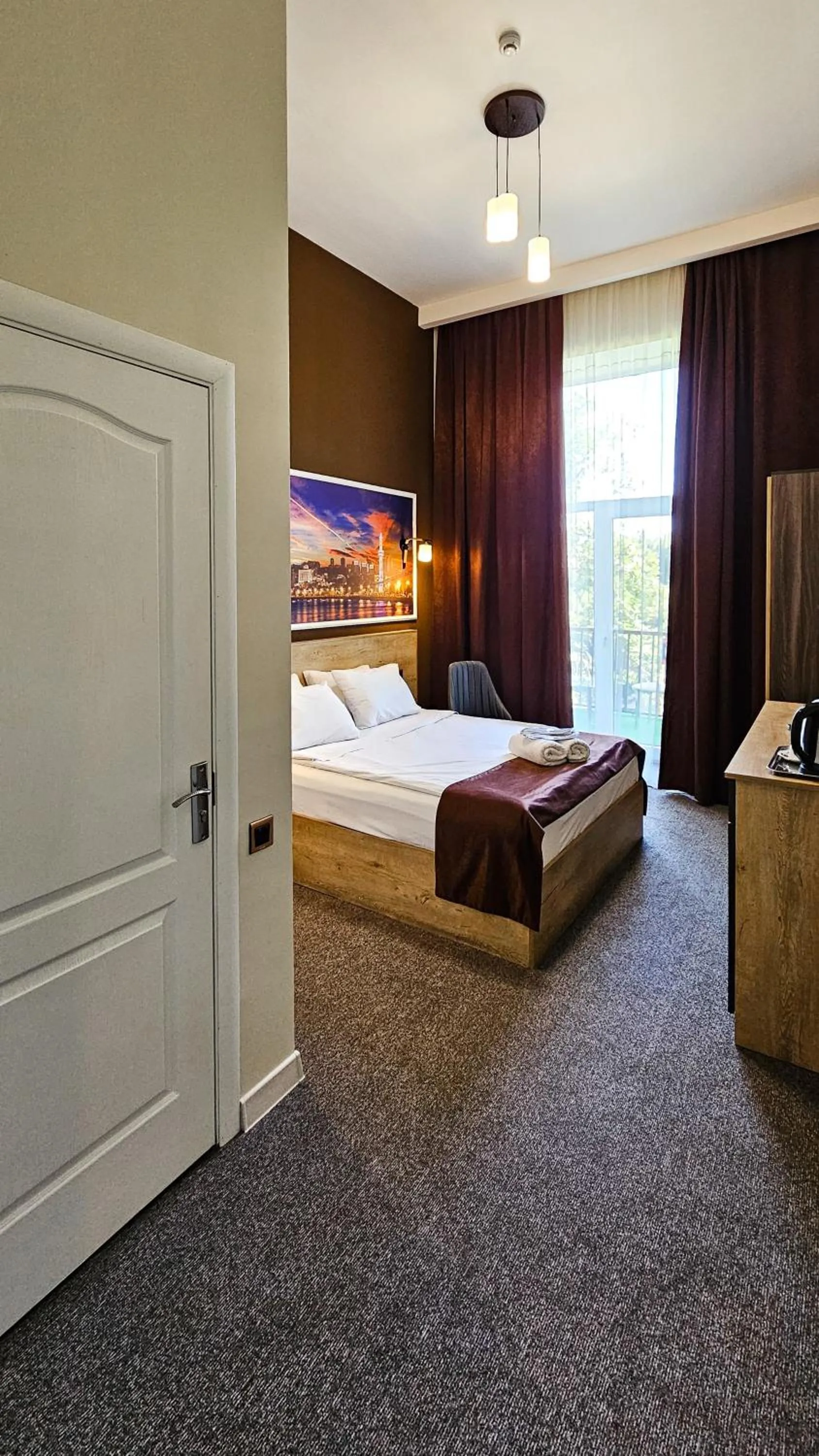 Bedroom, Bed in ELYSIUM HOTEL