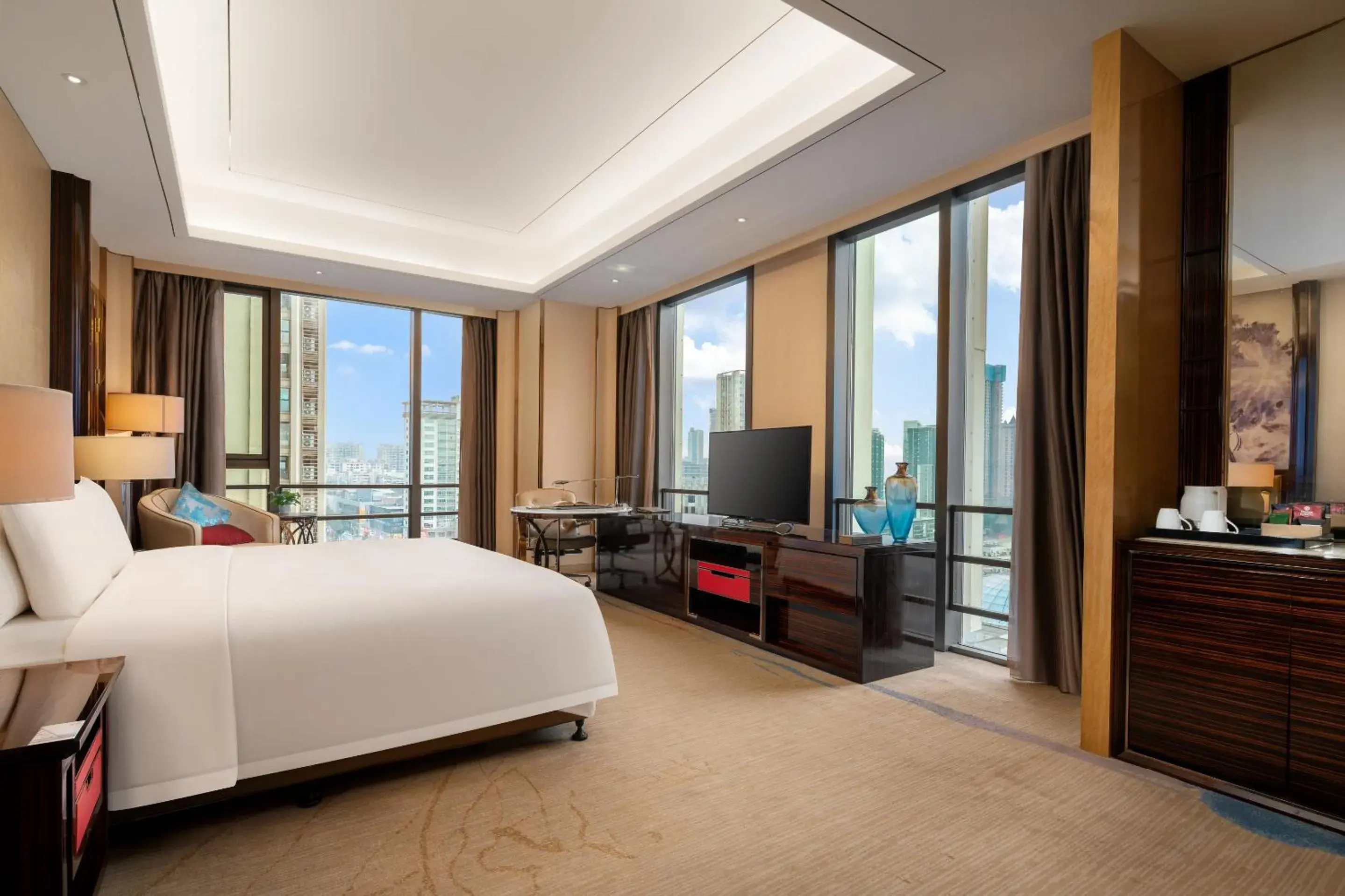 Grand King Room in Wanda Vista Dongguan - Free Canton Fair shuttle bus during Canton Fair period Grand King Room in Wanda Vista Dongguan - Free Canton Fair shuttle bus during Canton Fair period