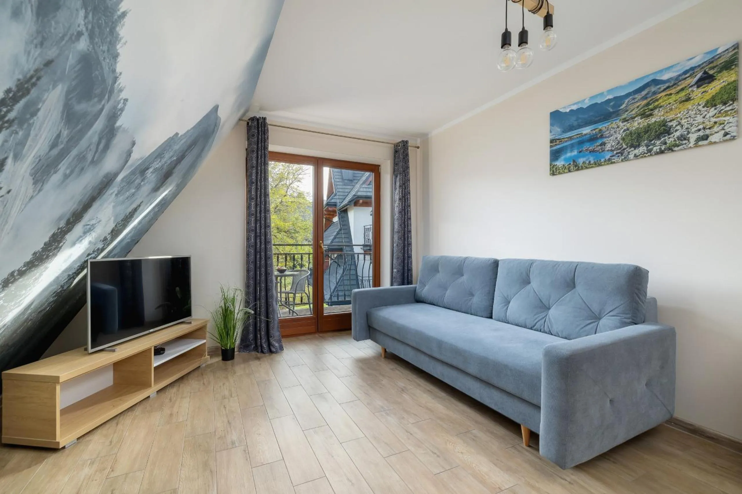 Communal lounge/ TV room in Salwatoriańska Apartments Mountain View Zakopane by Noclegi Renters