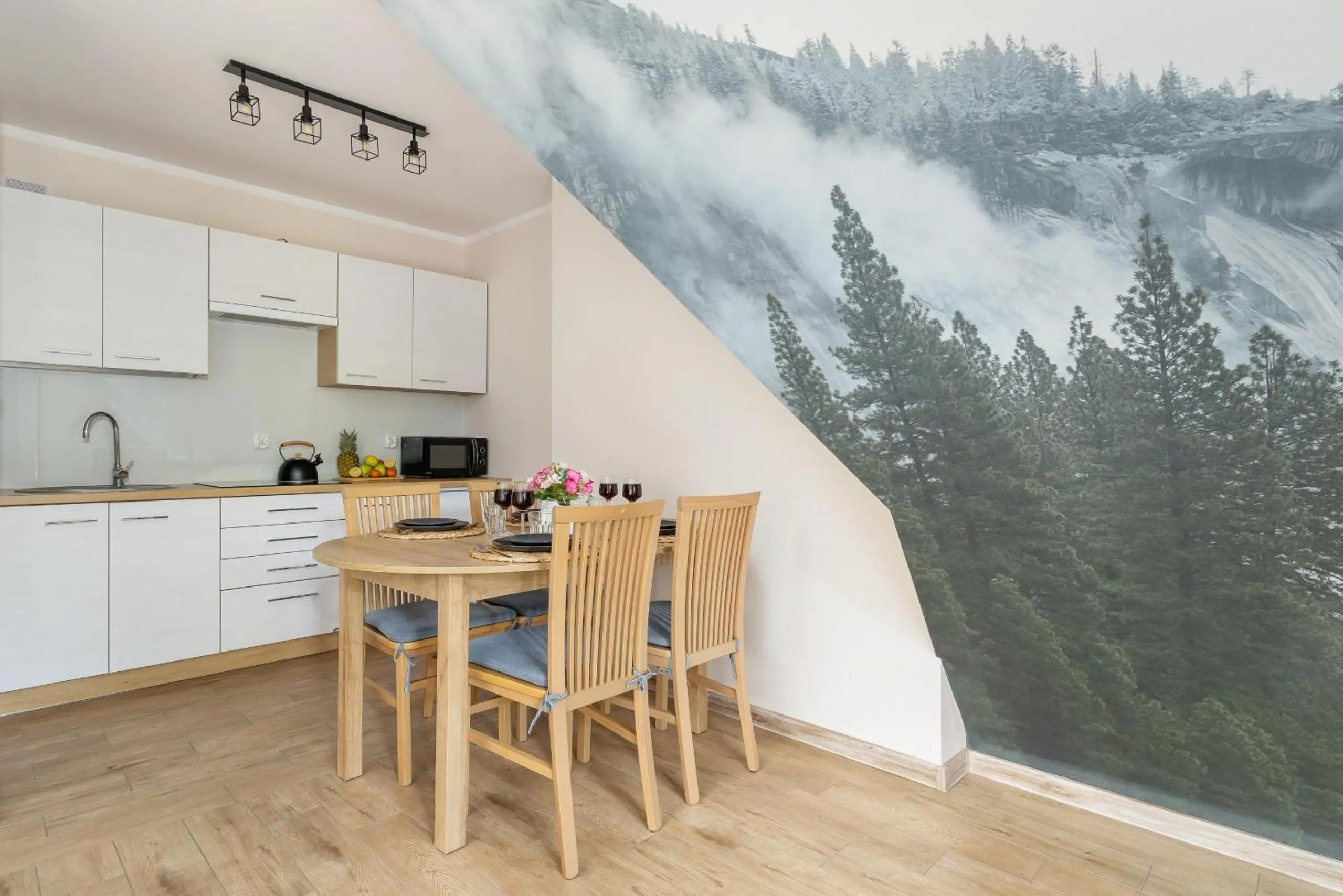 Kitchen or kitchenette in Salwatoriańska Apartments Mountain View Zakopane by Noclegi Renters