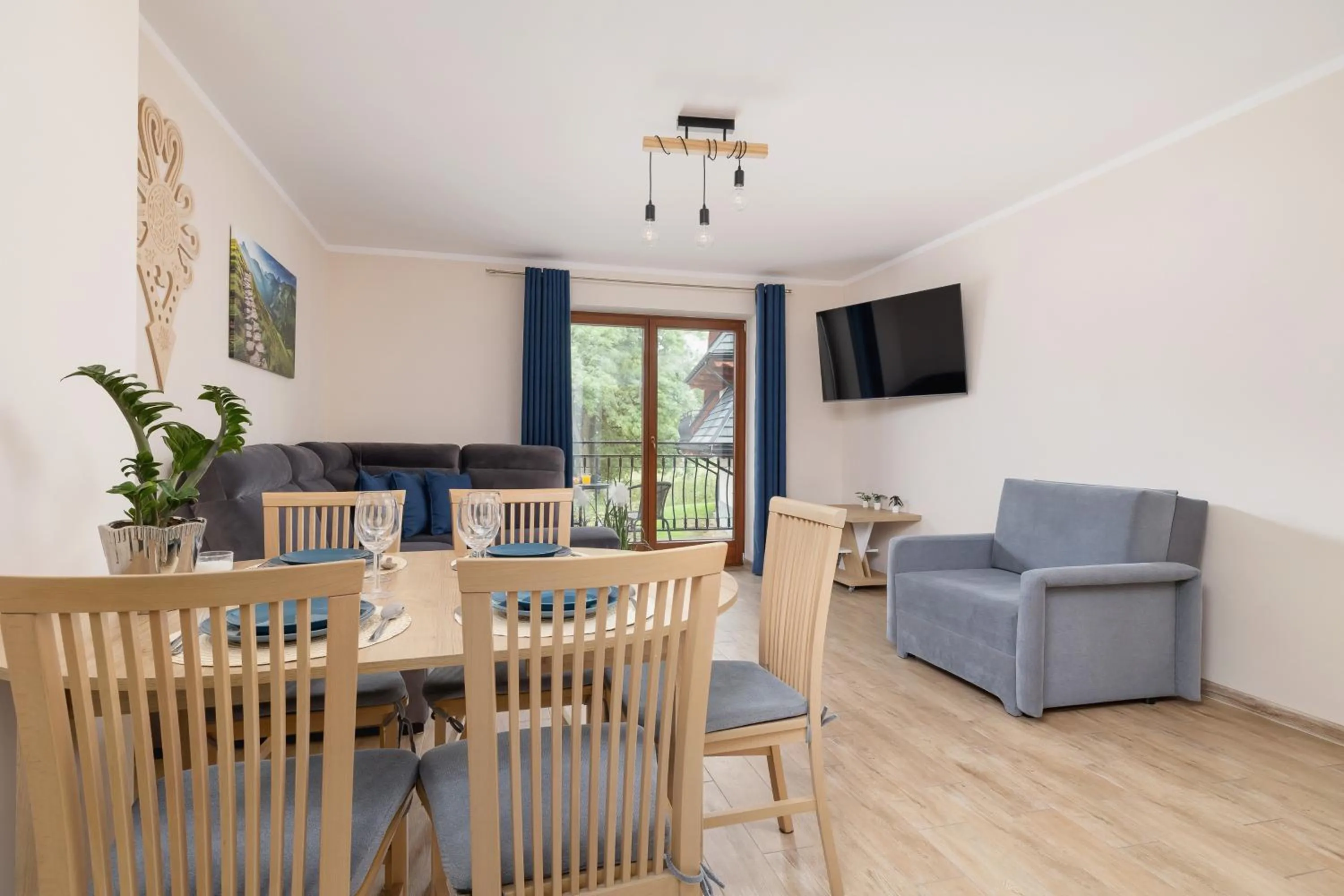 Living room in Salwatoriańska Apartments Mountain View Zakopane by Noclegi Renters