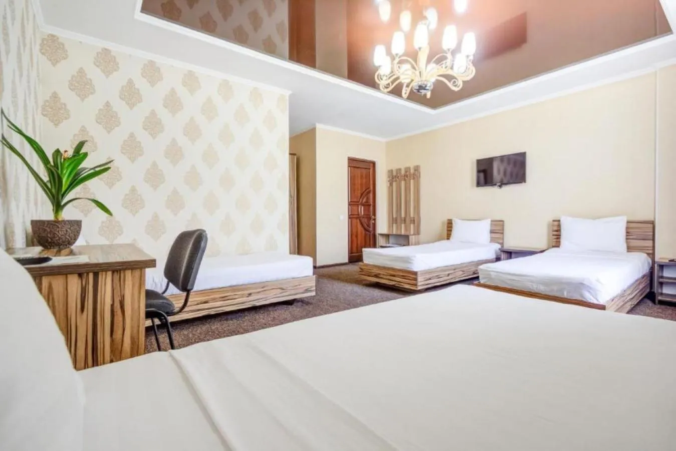 Bedroom, Bed in Kausar Hotel