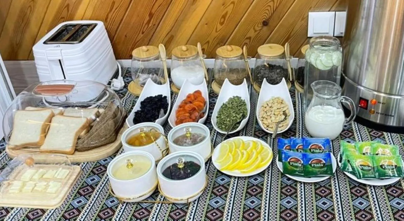 Breakfast in Kausar Hotel