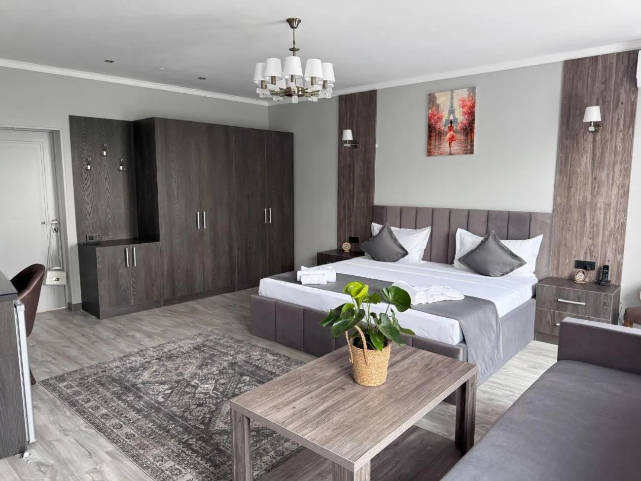 Photo of the whole room, Bed in Kausar Hotel