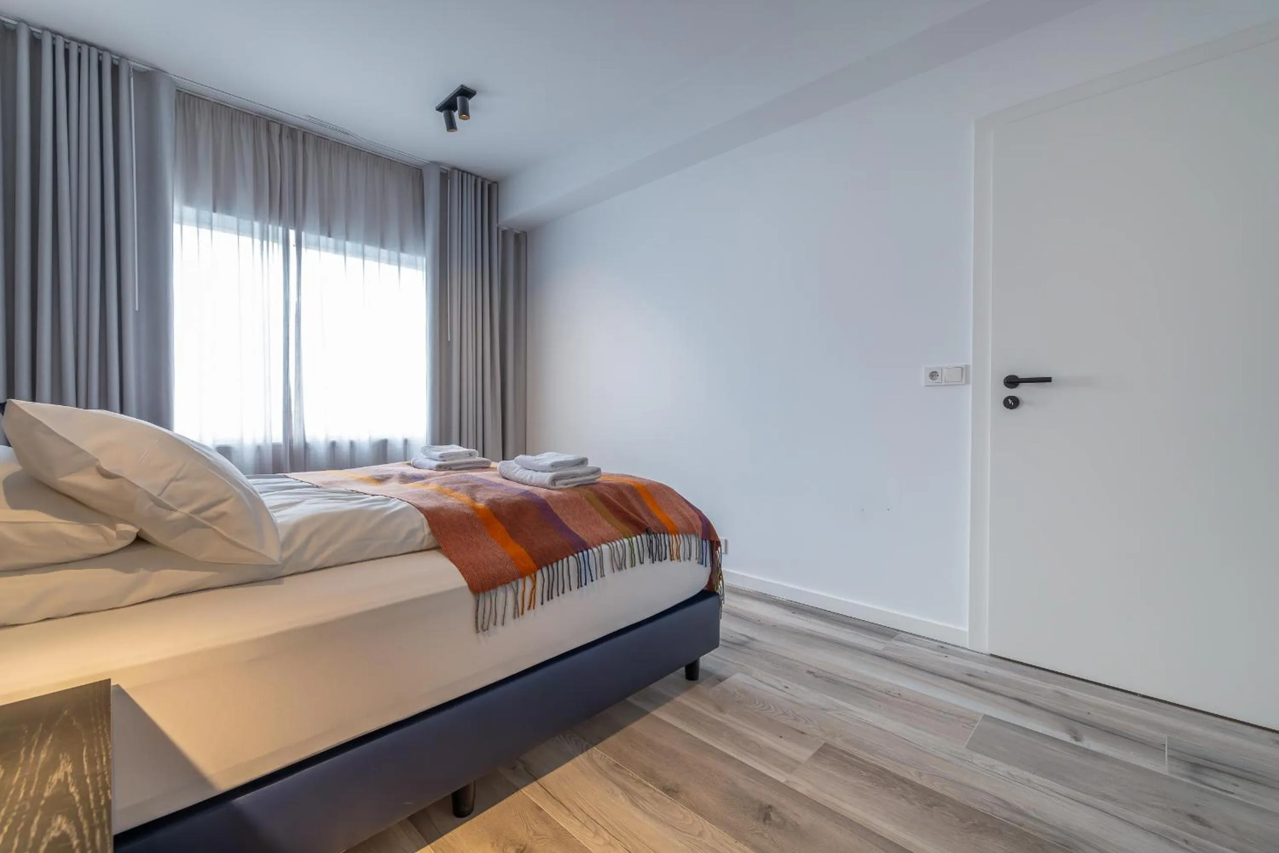 Bedroom, Bed in Hlemmur Suites