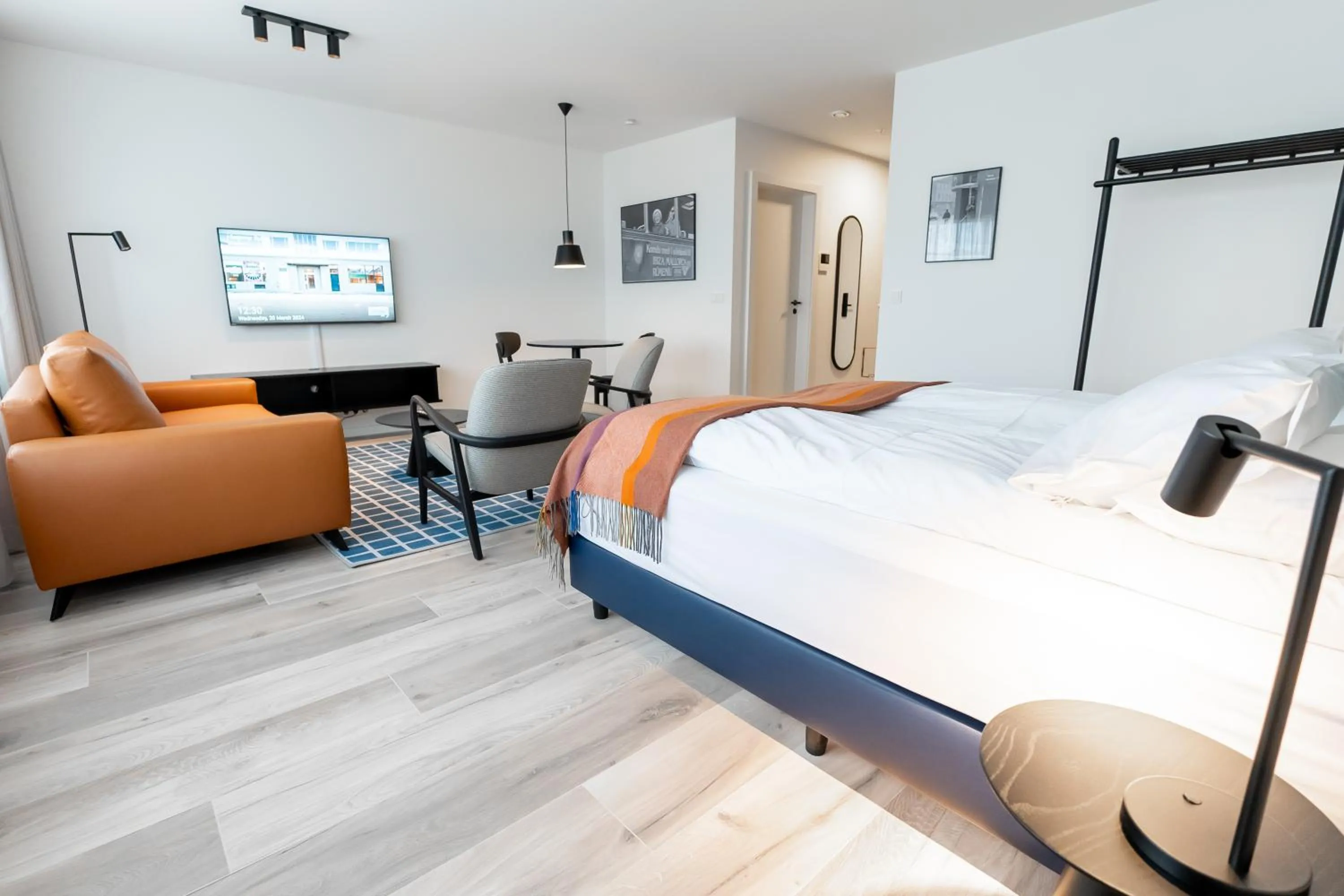 Bed in Hlemmur Suites