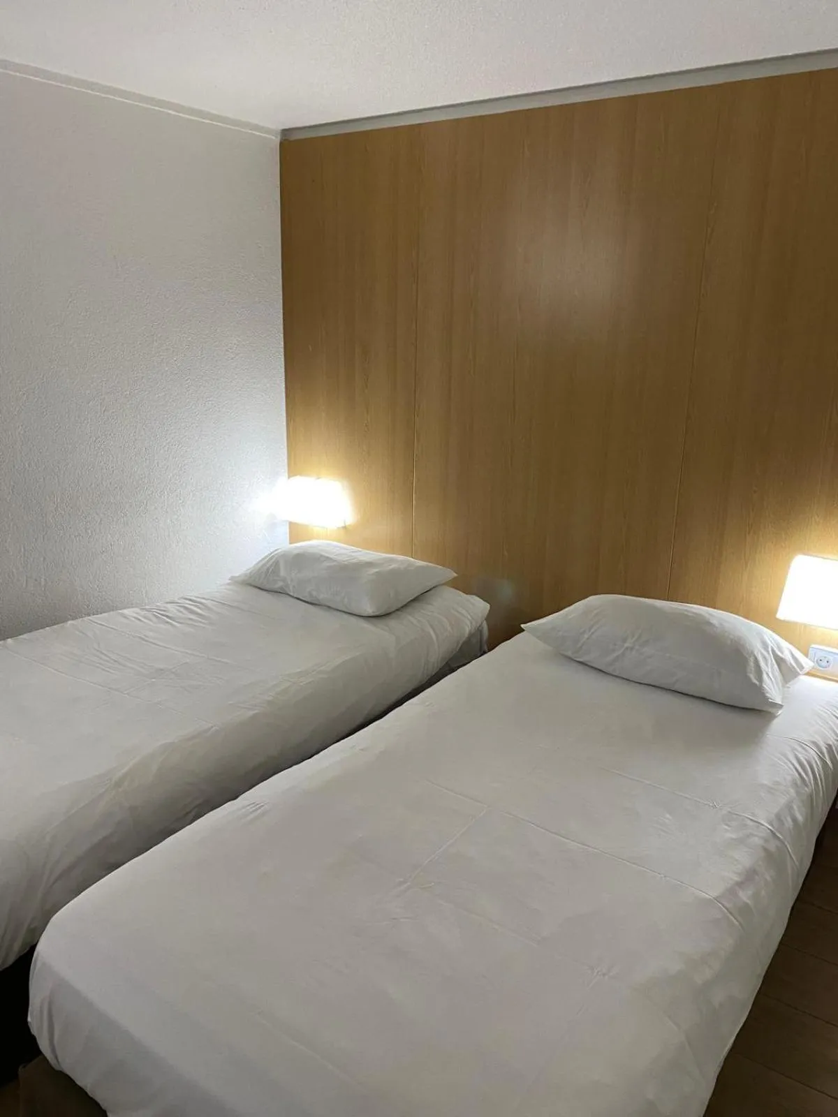 Bed in HOTEL Belfort Bessoncourt