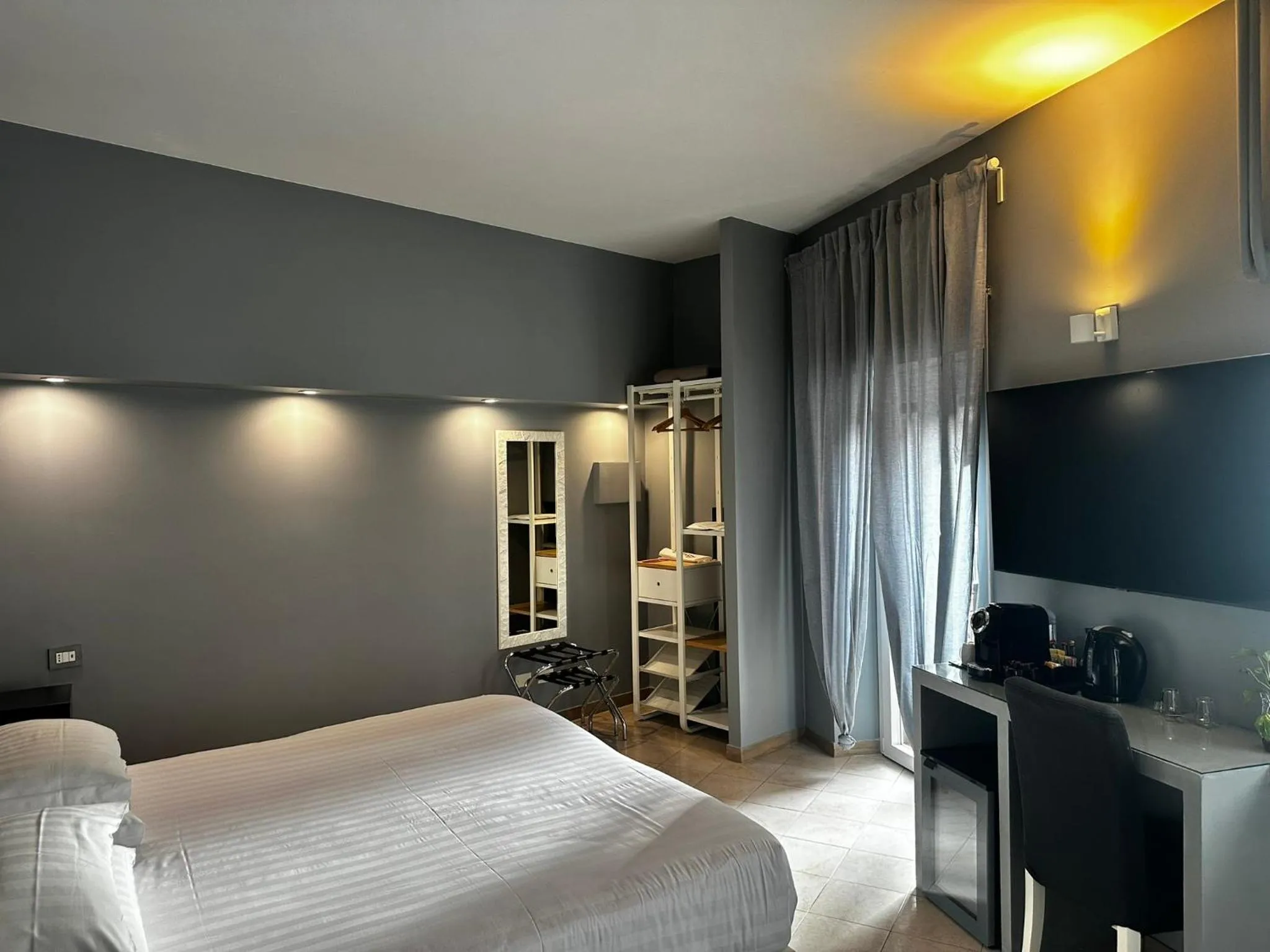 Bed in Trastevere House B&B