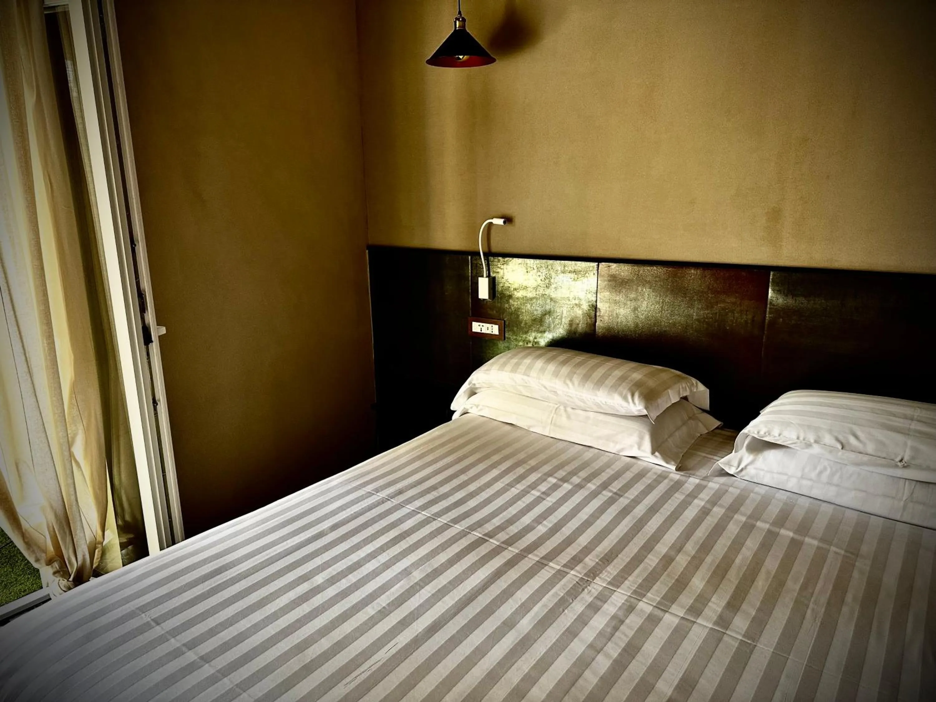 Bed in Trastevere House B&B