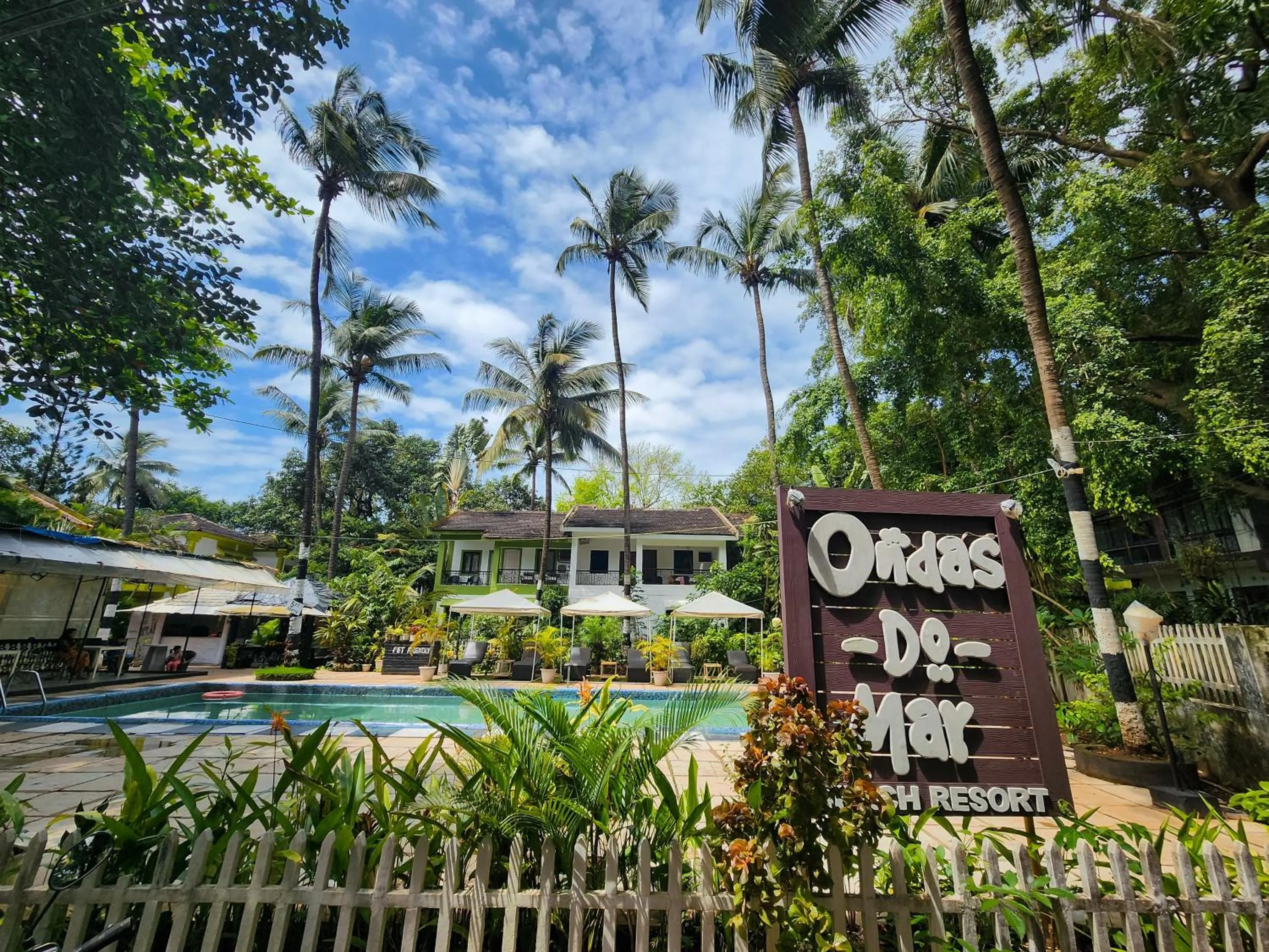 Facade/entrance in Ondas Do Mar Beach Resort Phase-1