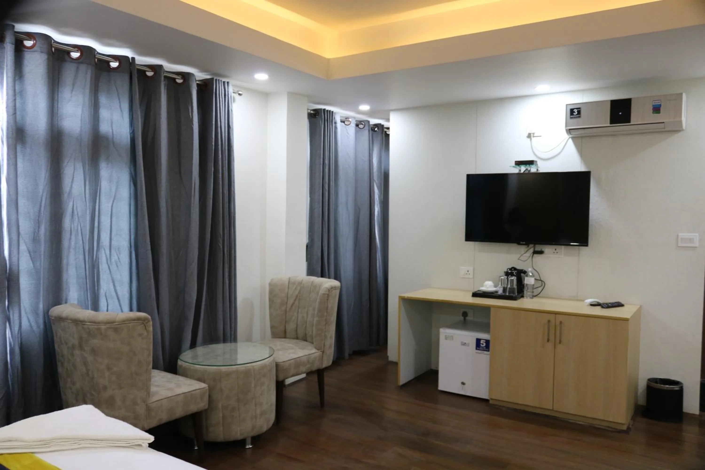 Hotel Mustang Holiday Inn