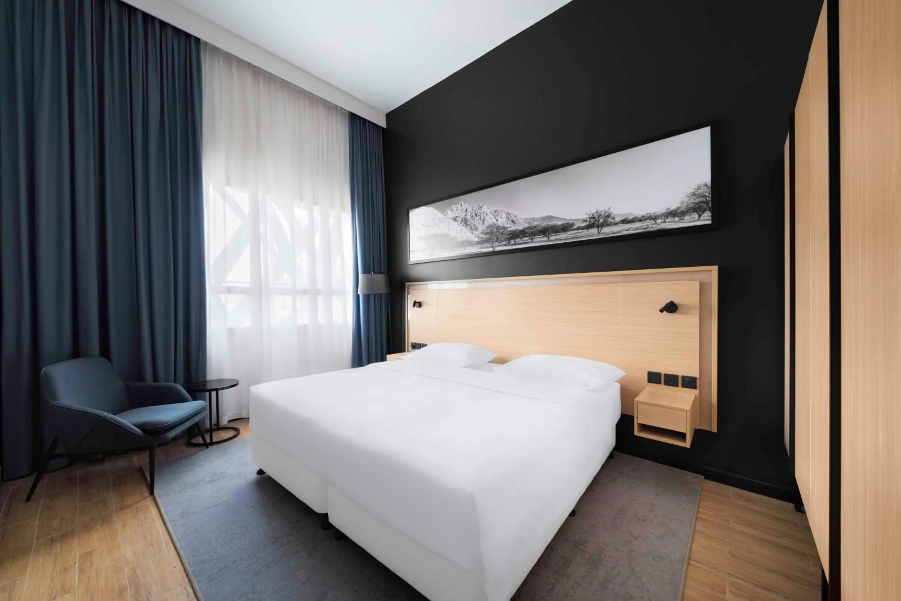 Bedroom, Bed in Park Inn by Radisson Makkah Thakher Algharbi