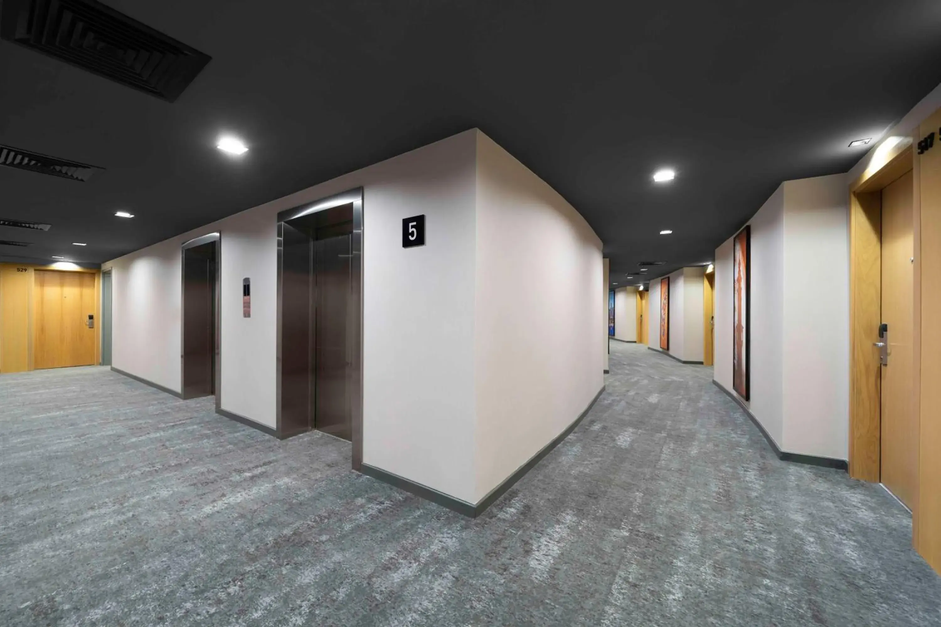 Property building in Park Inn by Radisson Makkah Thakher Algharbi Property building in Park Inn by Radisson Makkah Thakher Algharbi