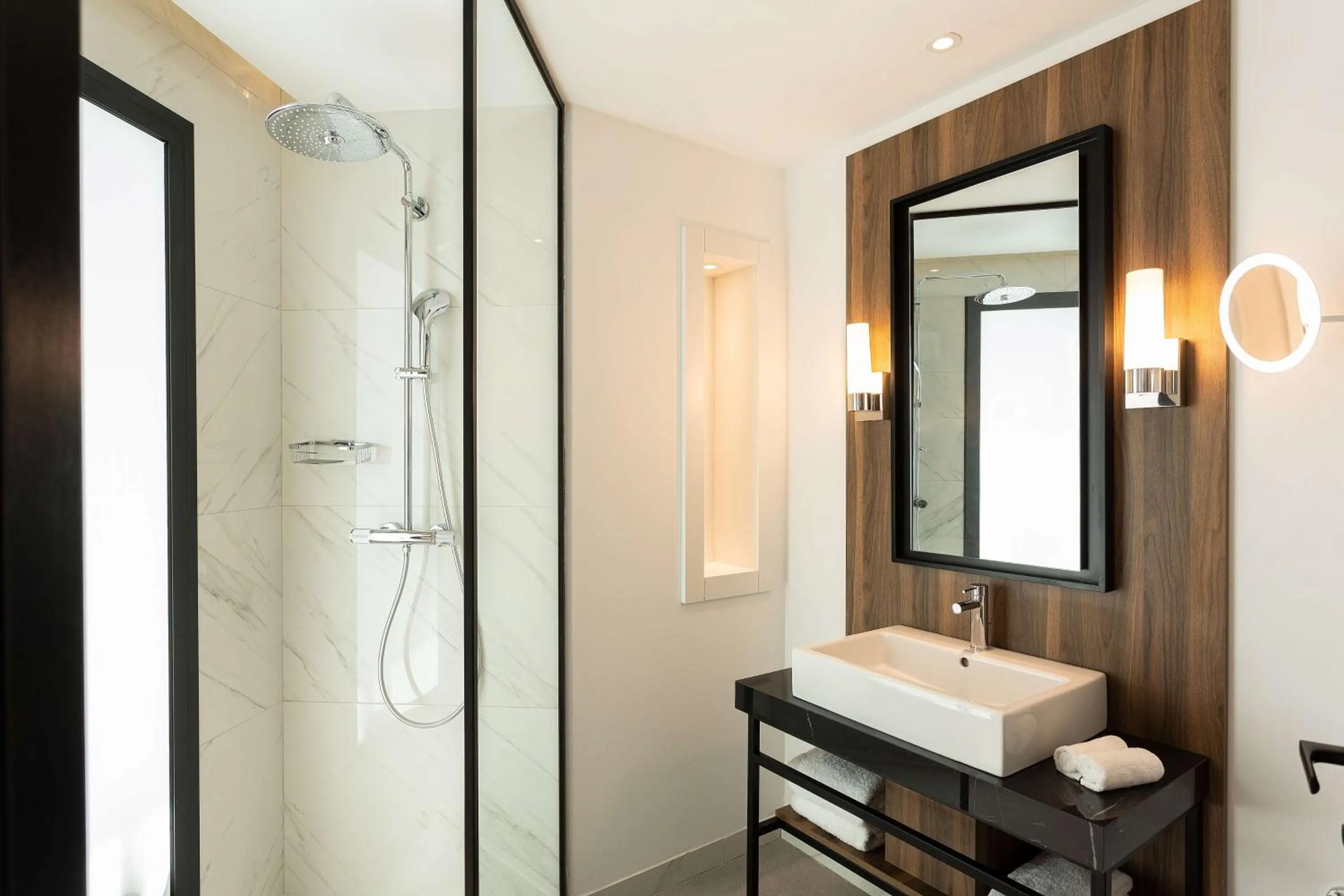 Bathroom in Radisson Hotel Tunis, City Center