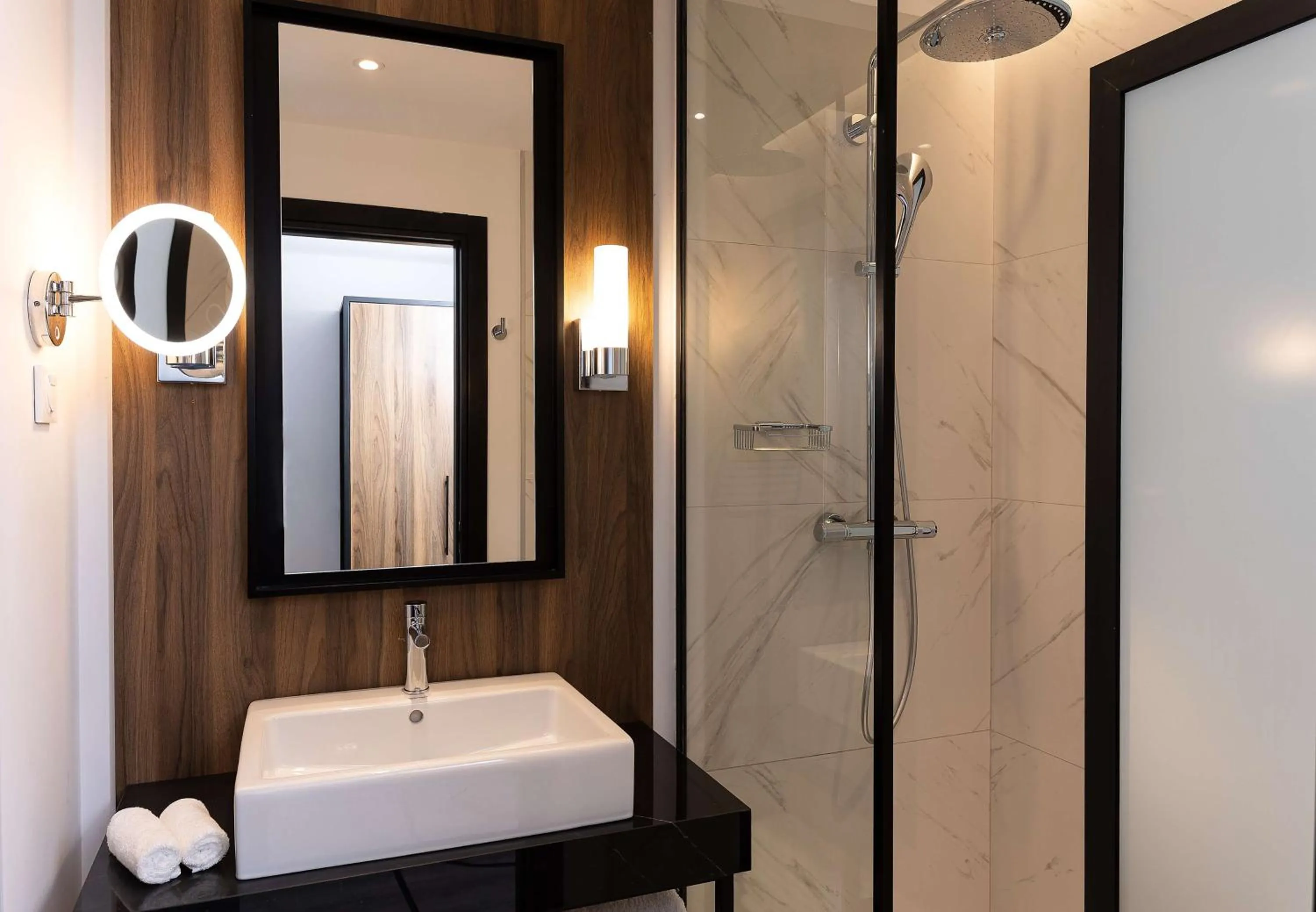 Bathroom in Radisson Hotel Tunis, City Center