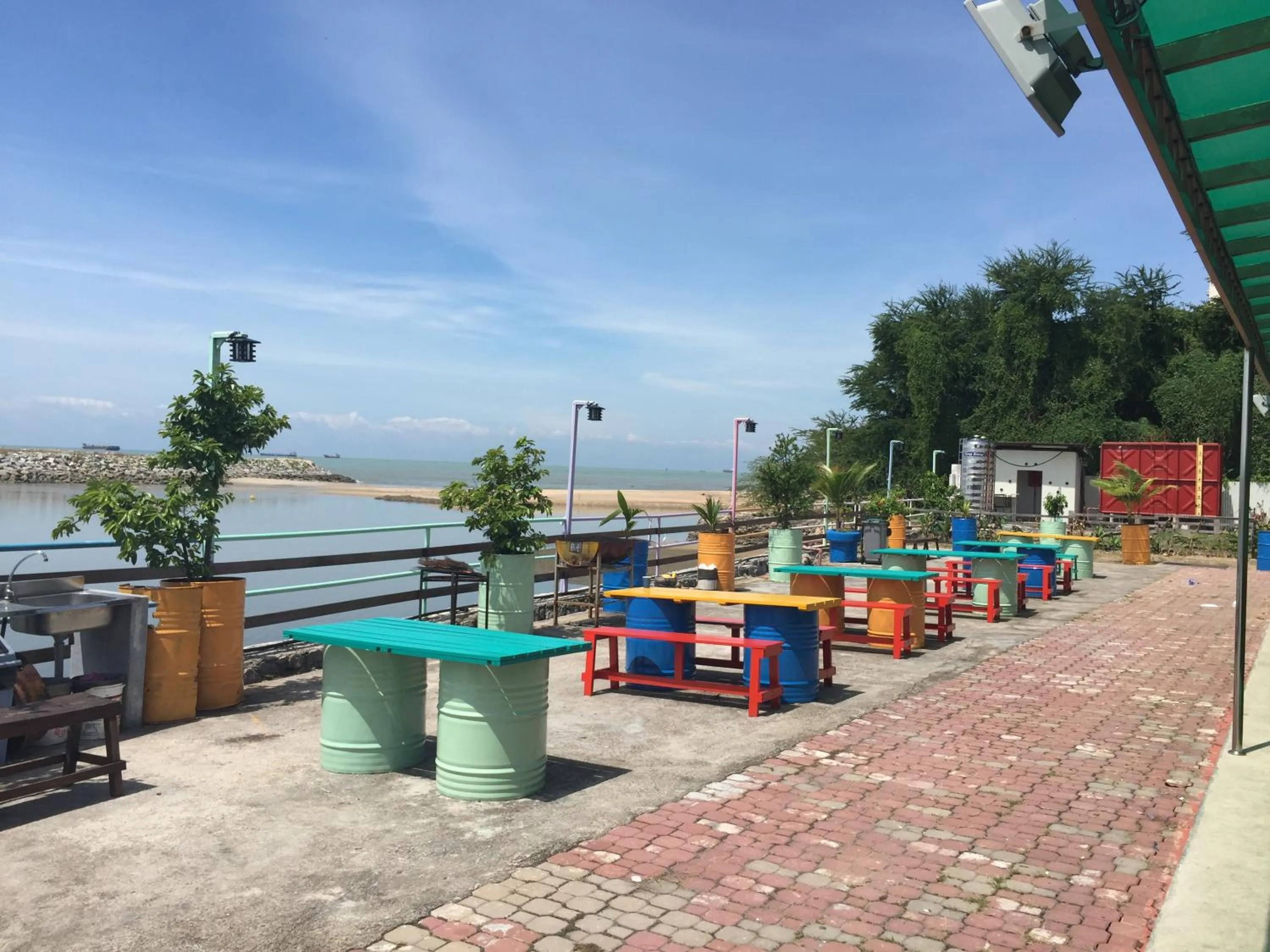 BBQ facilities in Mabohai Resort Klebang