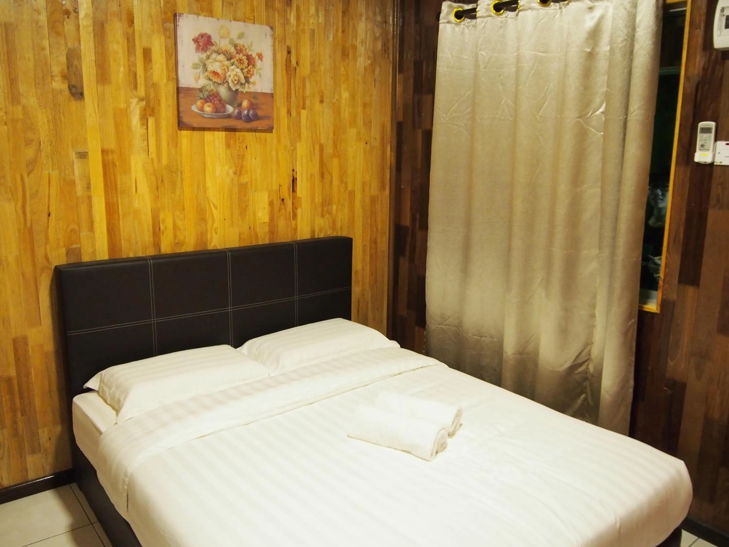 Bed in Mabohai Resort Klebang