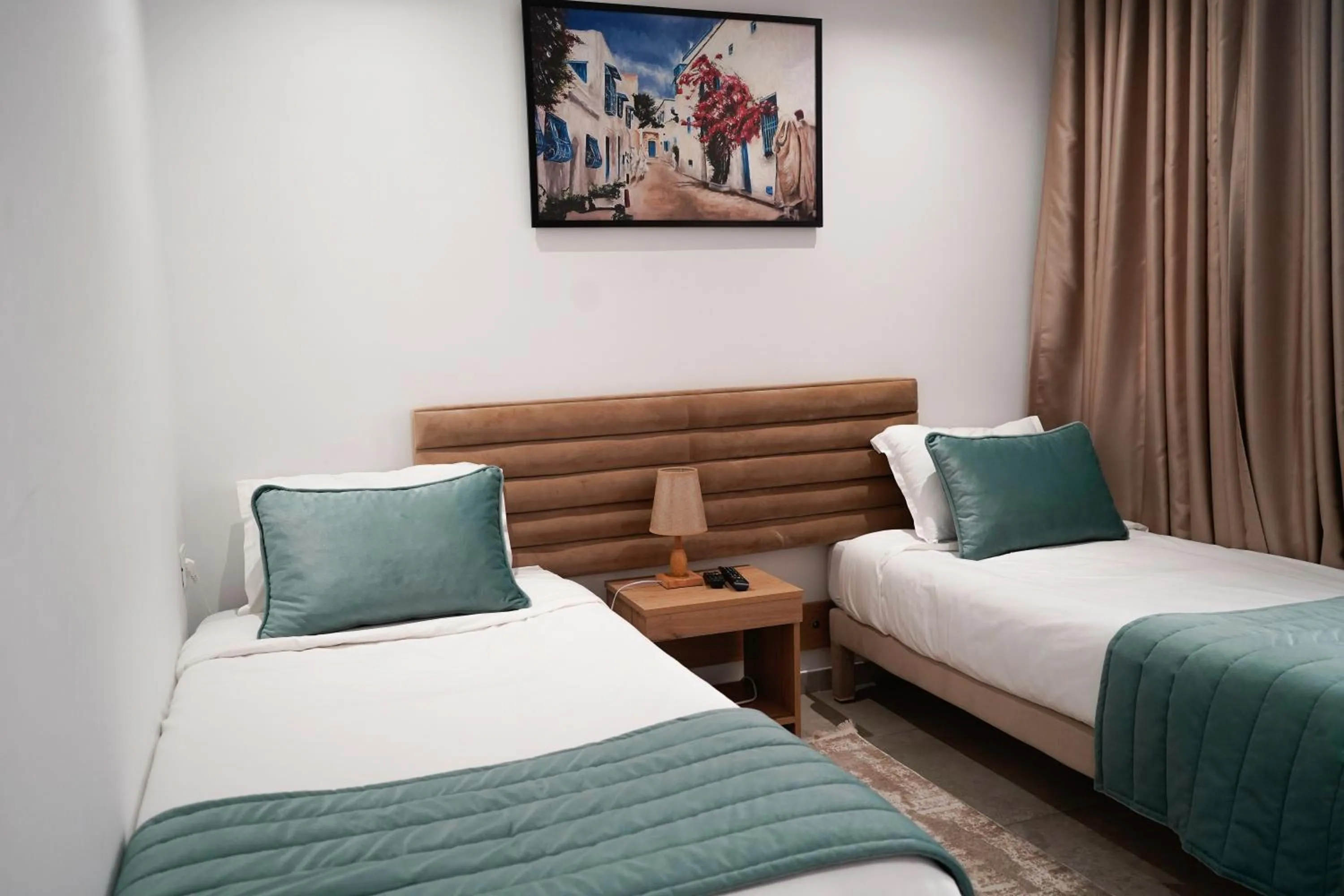 Bed in Hôtel Suisse Tunis