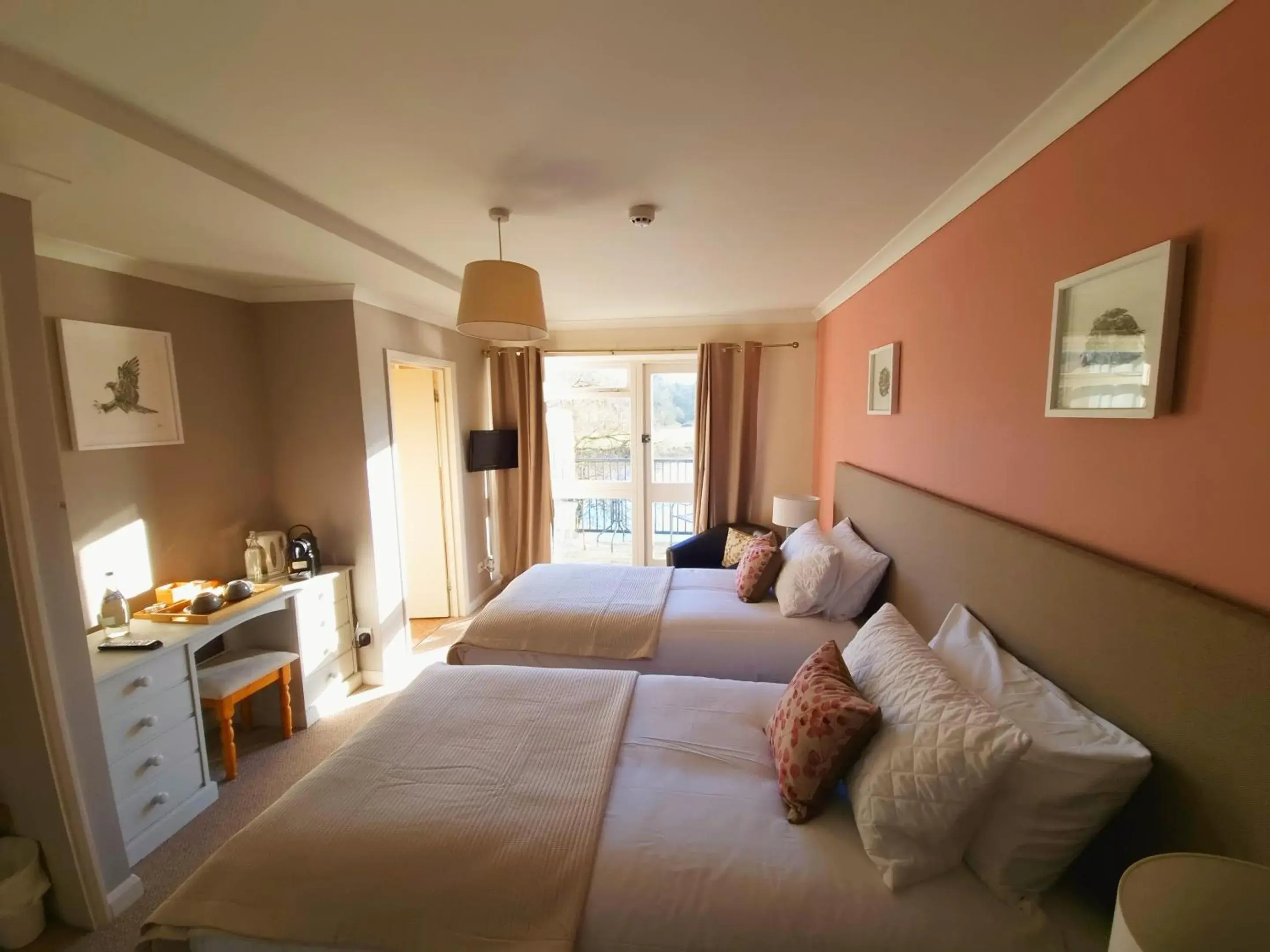 Deluxe Twin Room in The Lenchford Deluxe Twin Room in The Lenchford