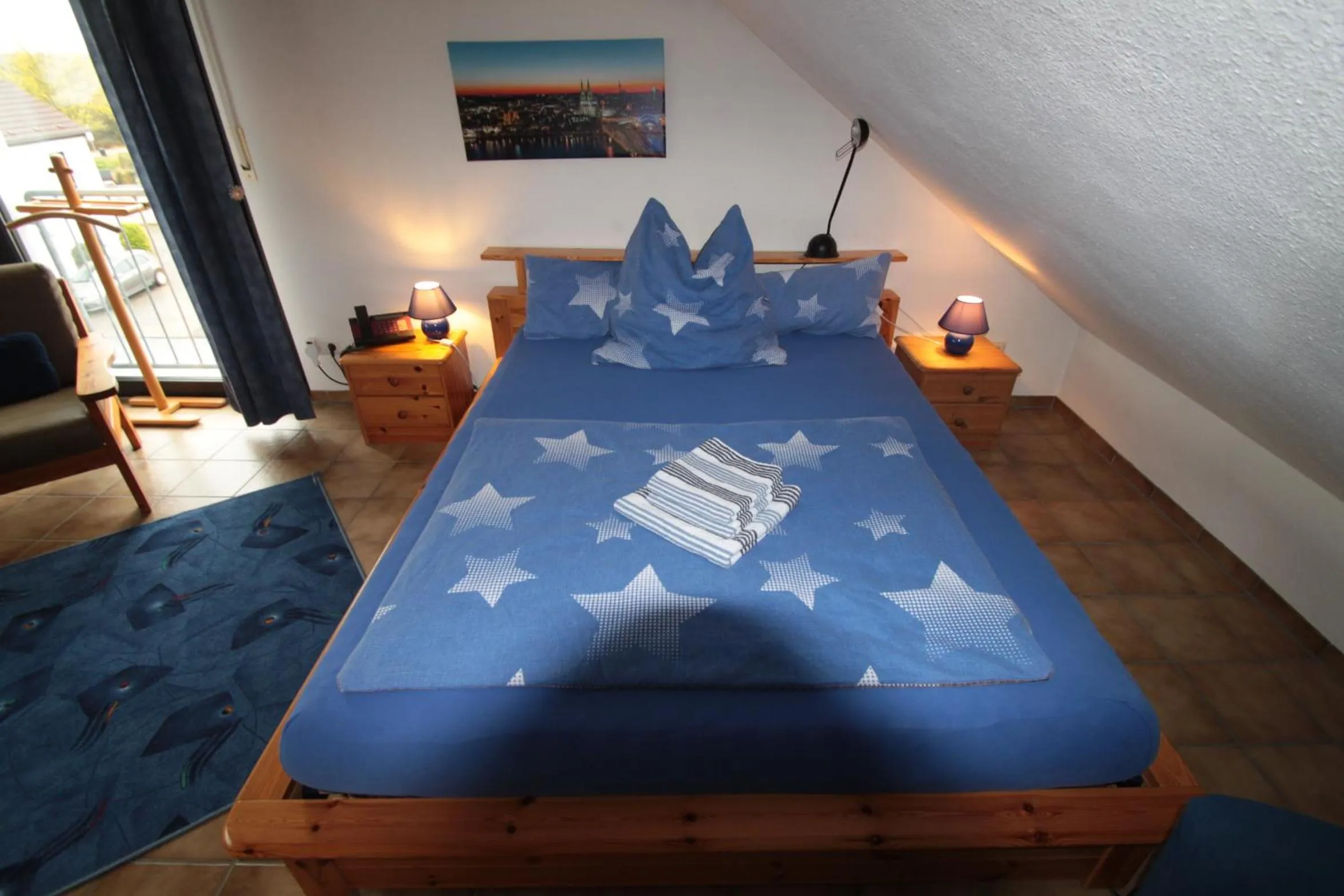 Bed in B&B am See Köln - Privatzimmer