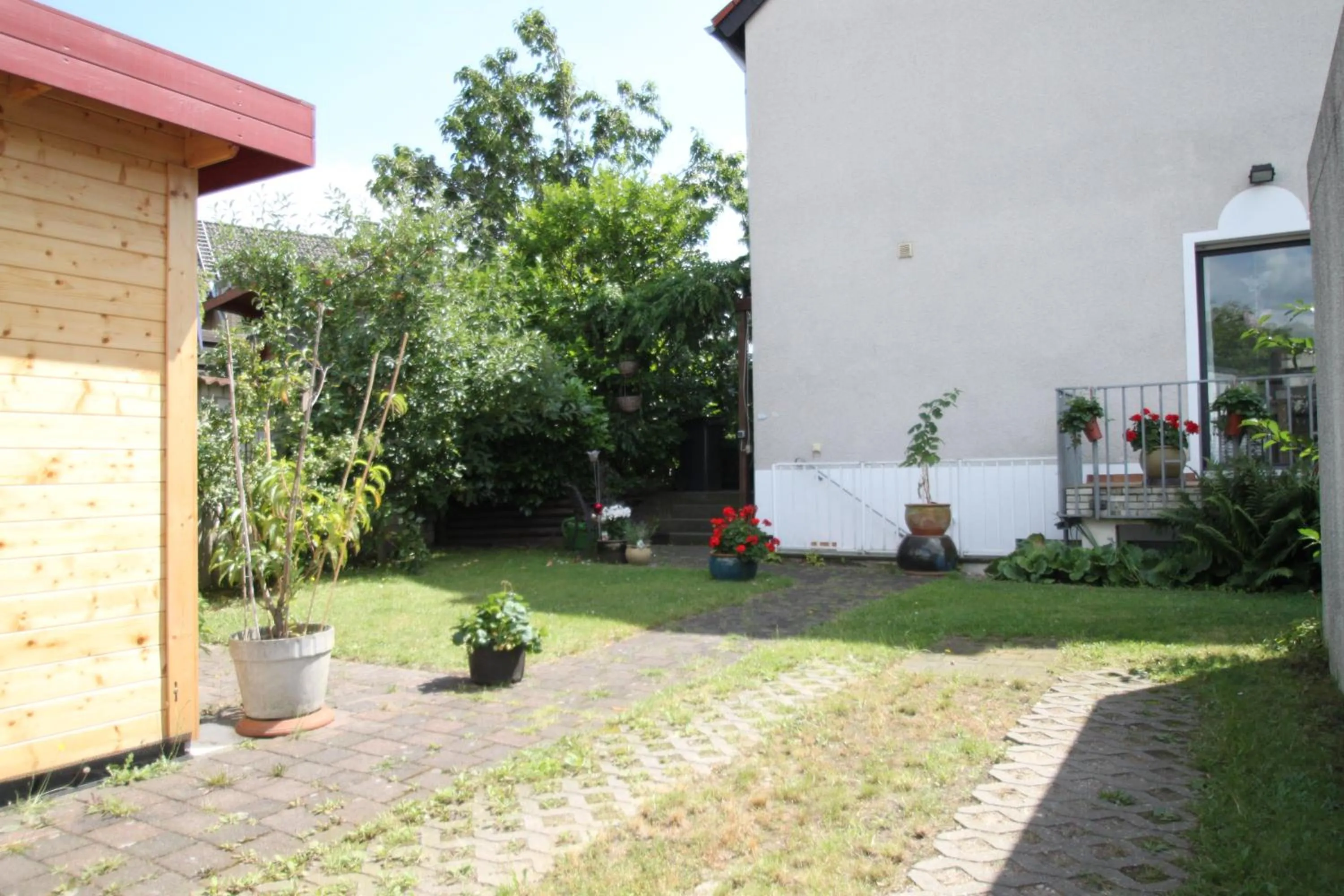 Patio in B&B am See Köln - Privatzimmer