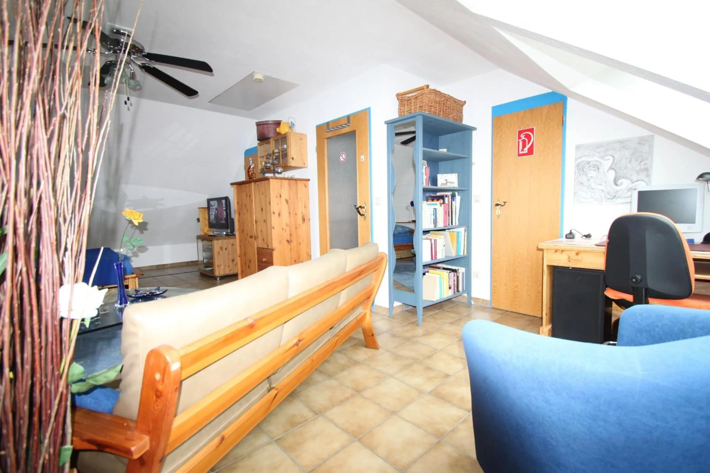 Living room in B&B am See Köln - Privatzimmer