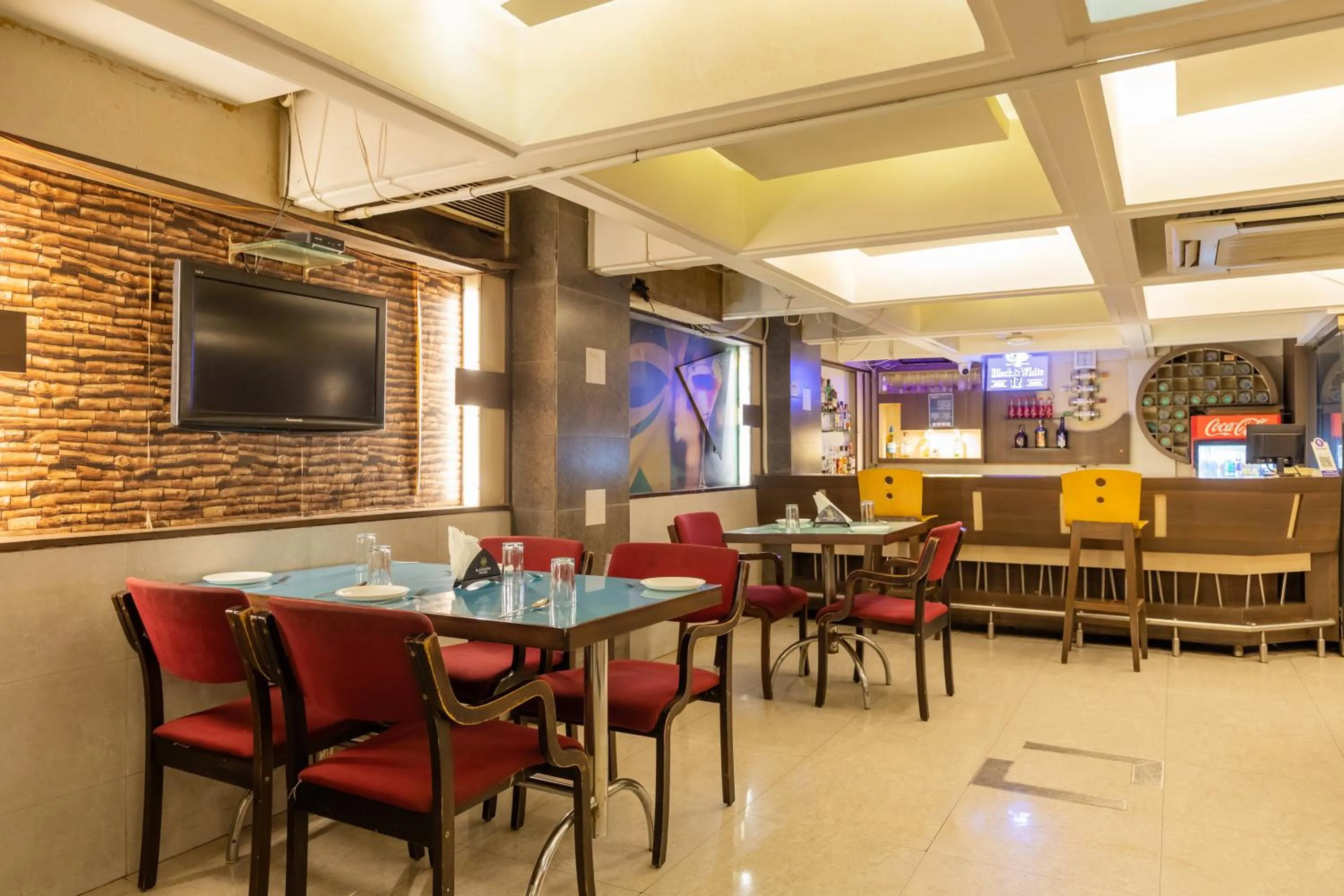 Lounge or bar in Hotel Kalinga