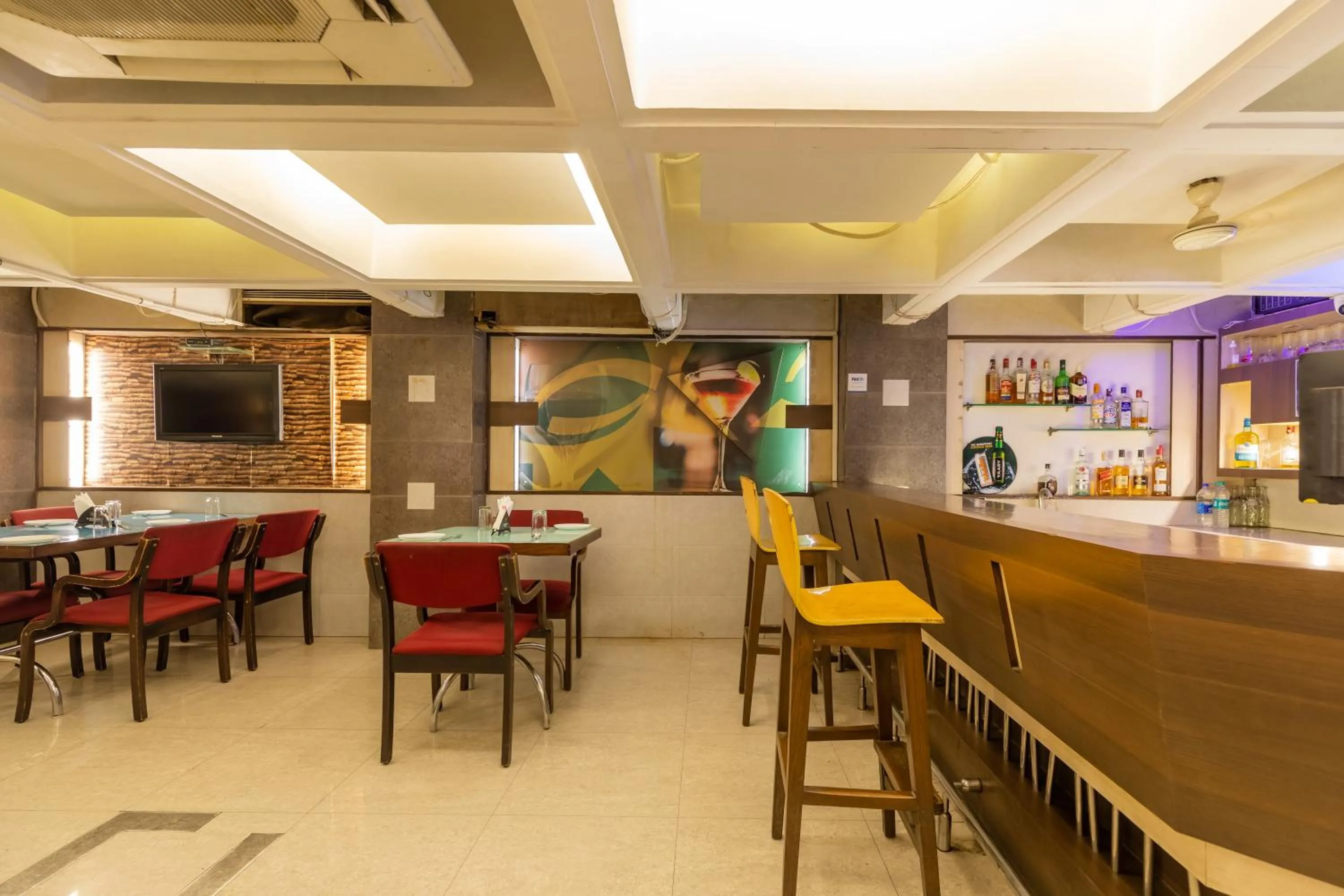Lounge or bar in Hotel Kalinga