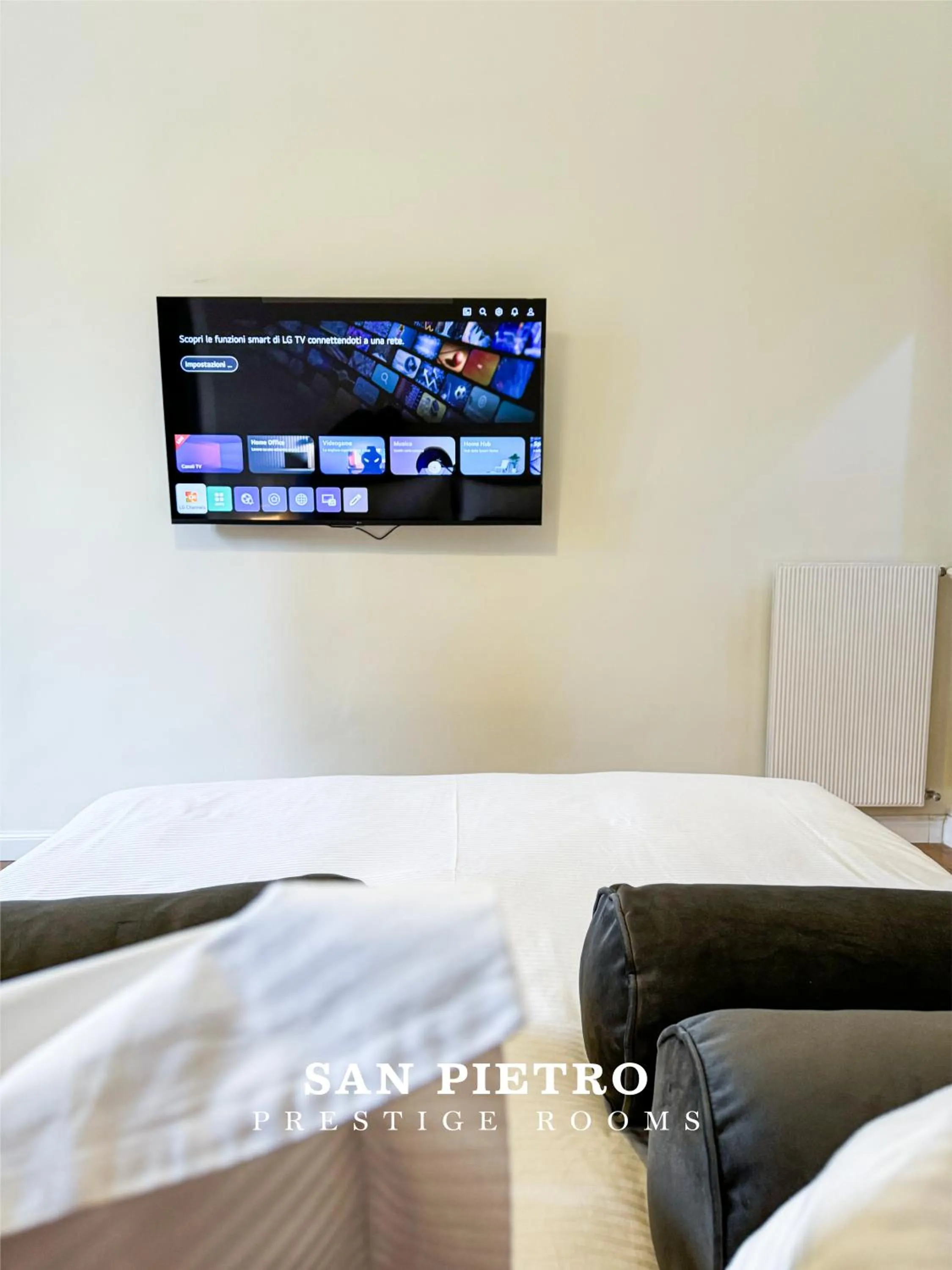 Bed in San Pietro Prestige Rooms