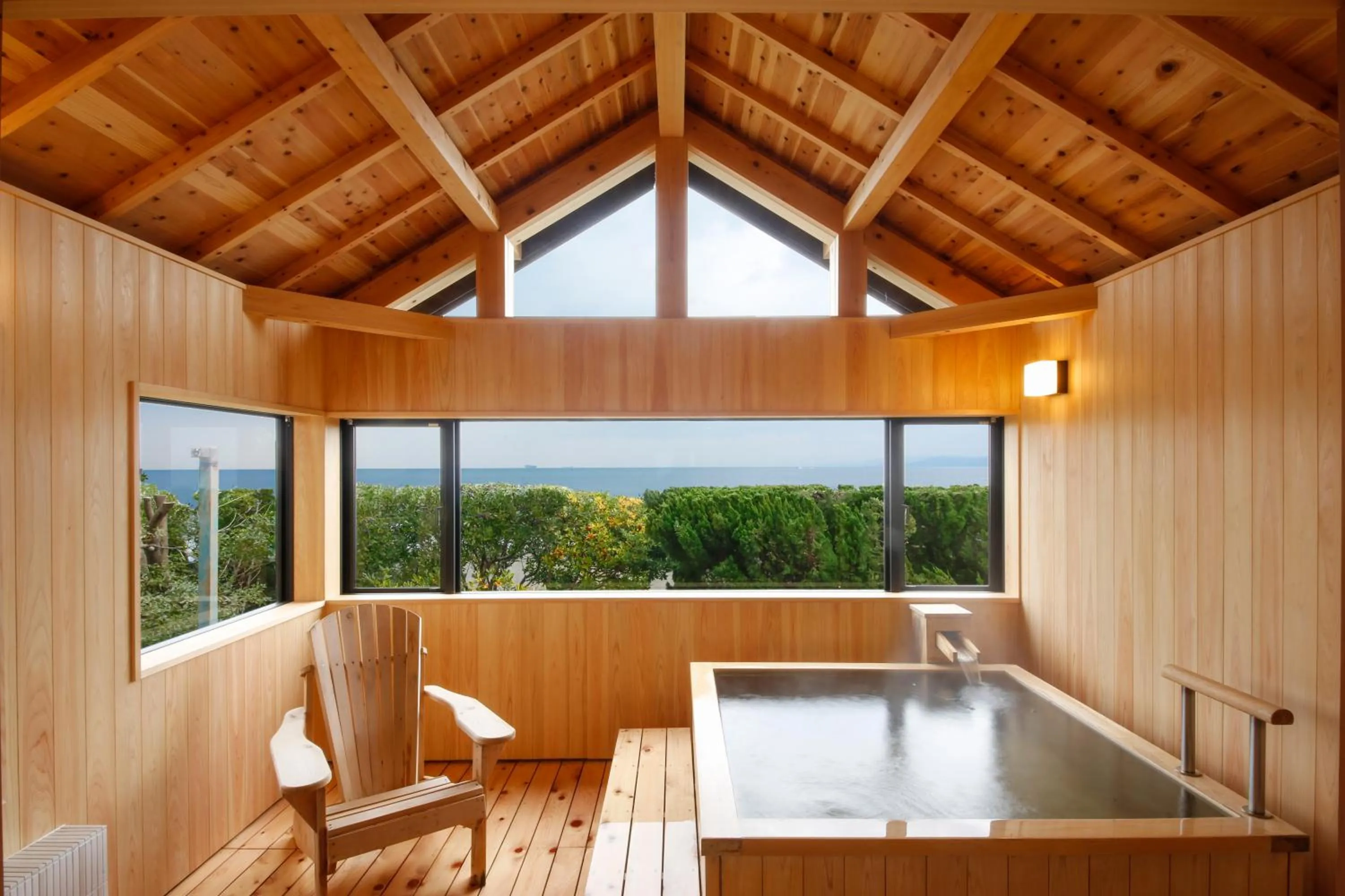 Hot Spring Bath in Awaji International Hotel The Sunplaza