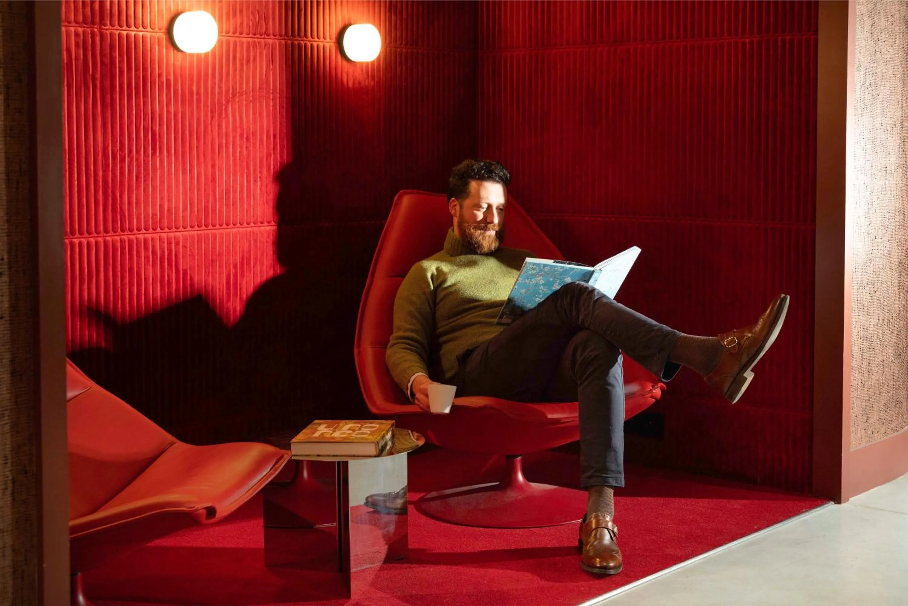 Lobby or reception in Yuna Montmartre - ApartHotel