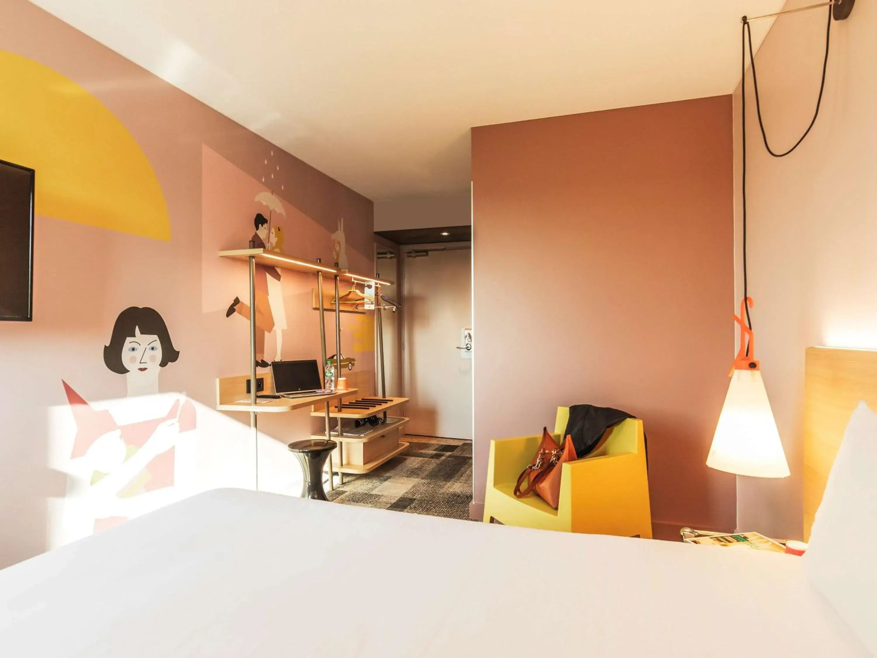 Bedroom, Bed in ibis Styles Lyon Centre Confluence Bedroom, Bed in ibis Styles Lyon Centre Confluence