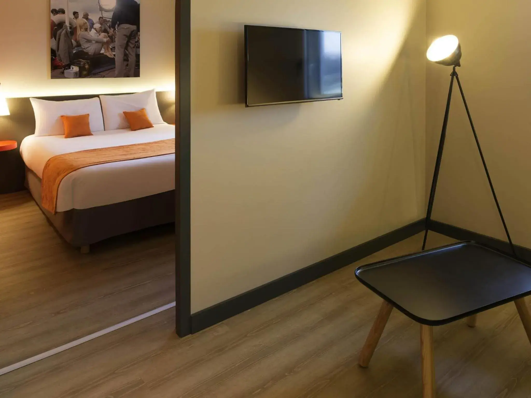 Bedroom, Bed in ibis Styles Lyon Centre Confluence Bedroom, Bed in ibis Styles Lyon Centre Confluence