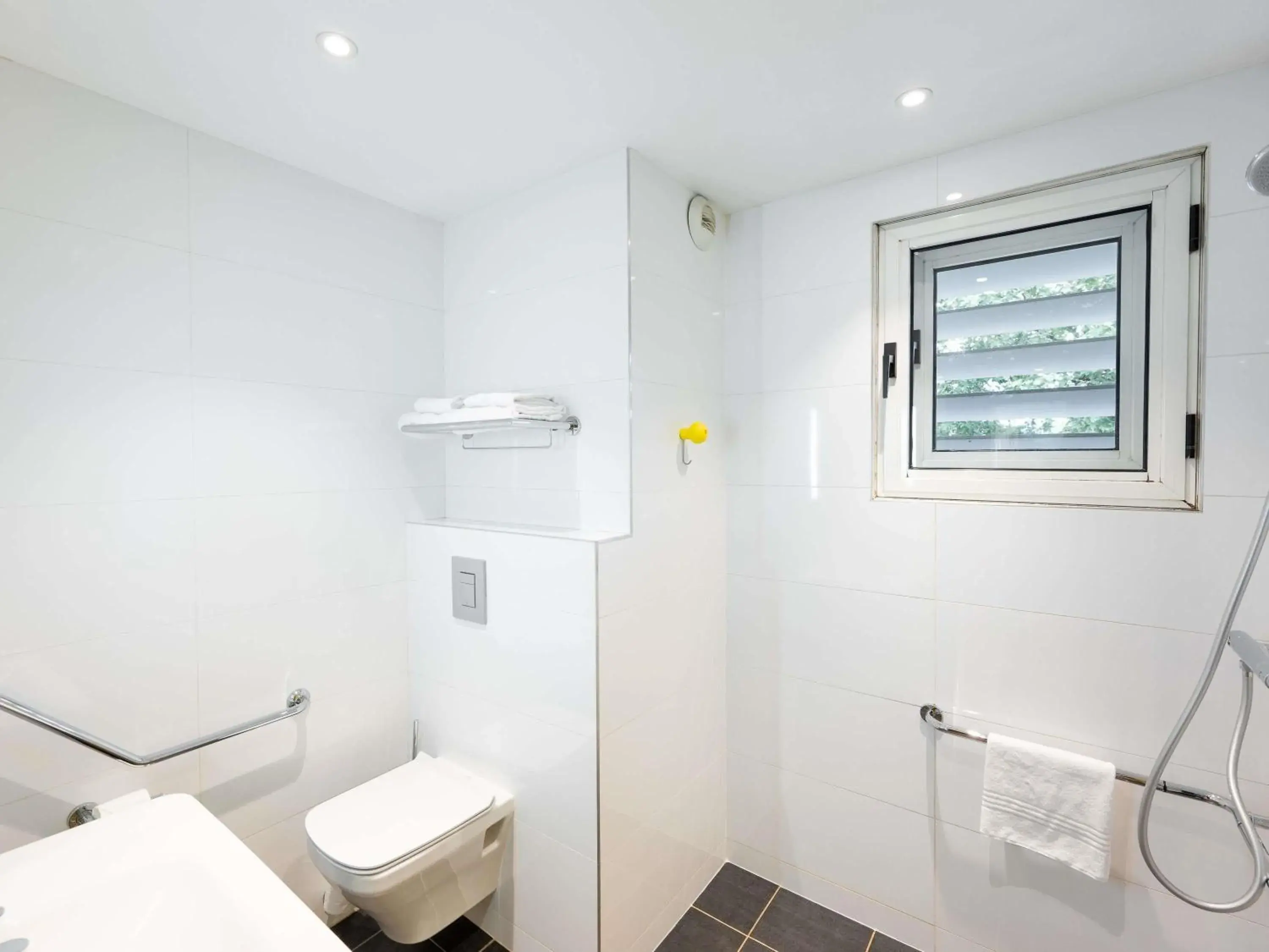 Bedroom in ibis Styles Lyon Centre Confluence Bedroom in ibis Styles Lyon Centre Confluence