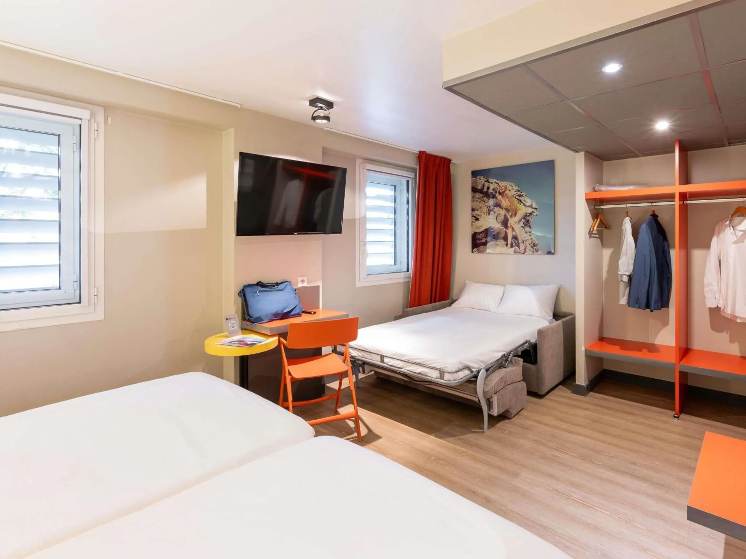 Bedroom, Bed in ibis Styles Lyon Centre Confluence Bedroom, Bed in ibis Styles Lyon Centre Confluence