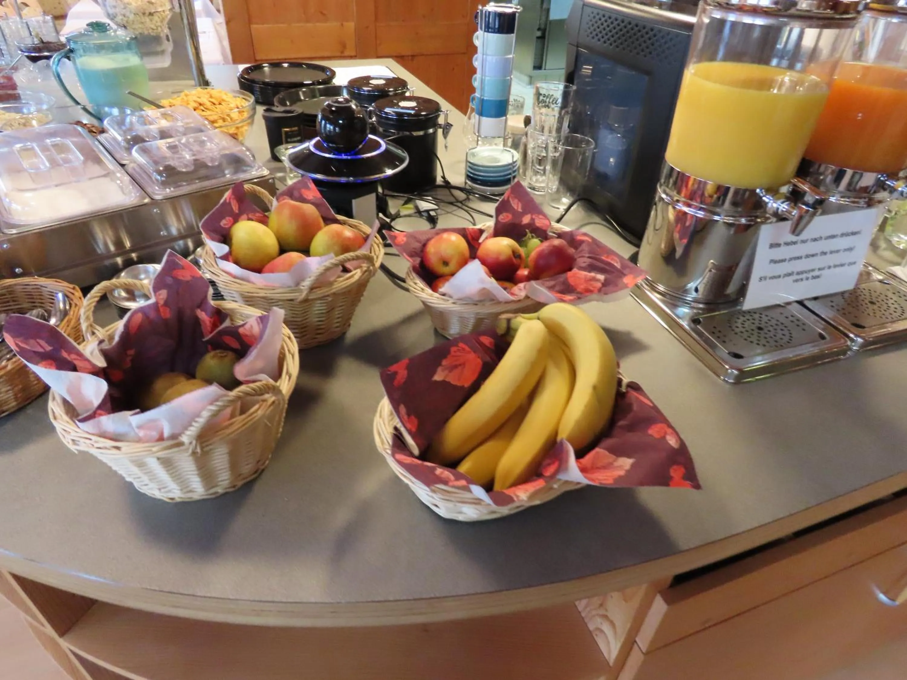 Breakfast in Schreyers Hotel Restaurant Mutzel