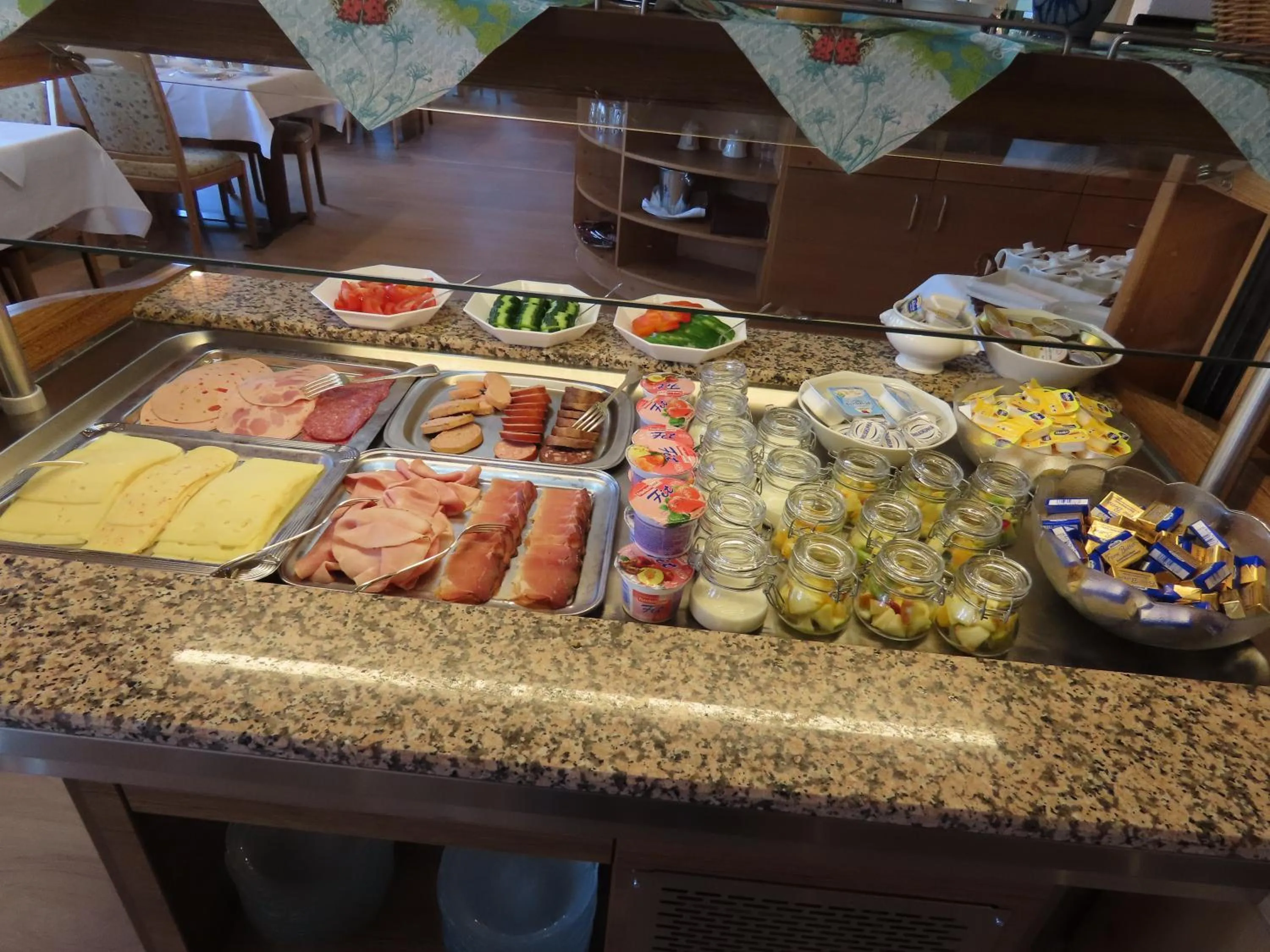 Restaurant/places to eat in Schreyers Hotel Restaurant Mutzel