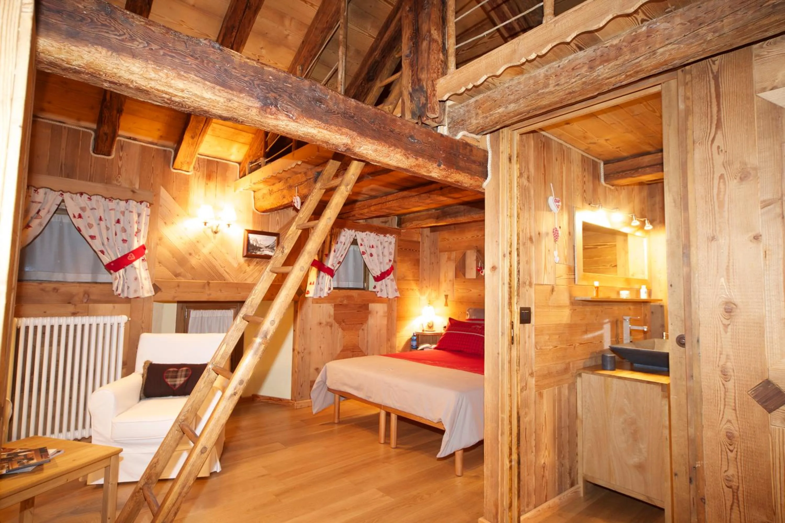 Photo of the whole room, Bed in La Maison Du Seigneur