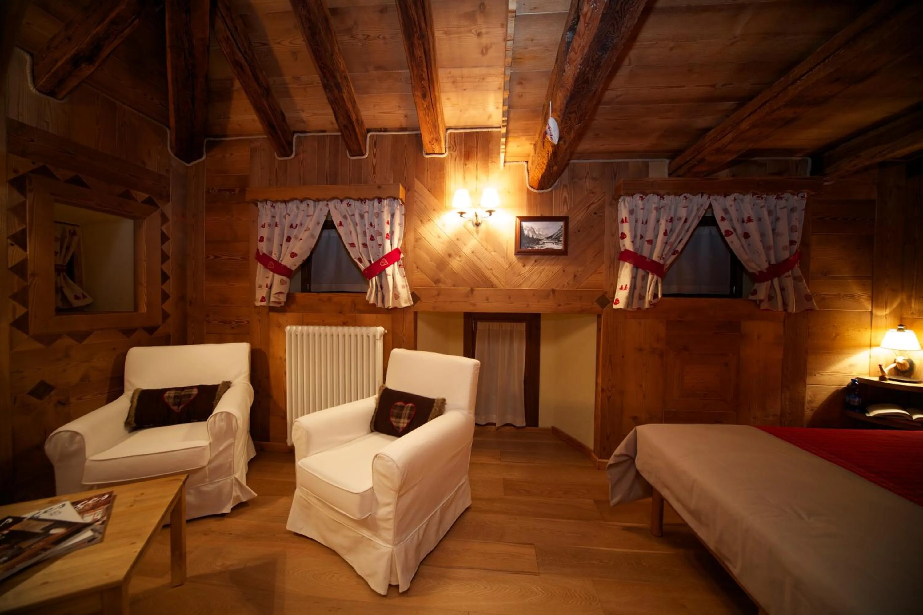 Decorative detail, Bed in La Maison Du Seigneur